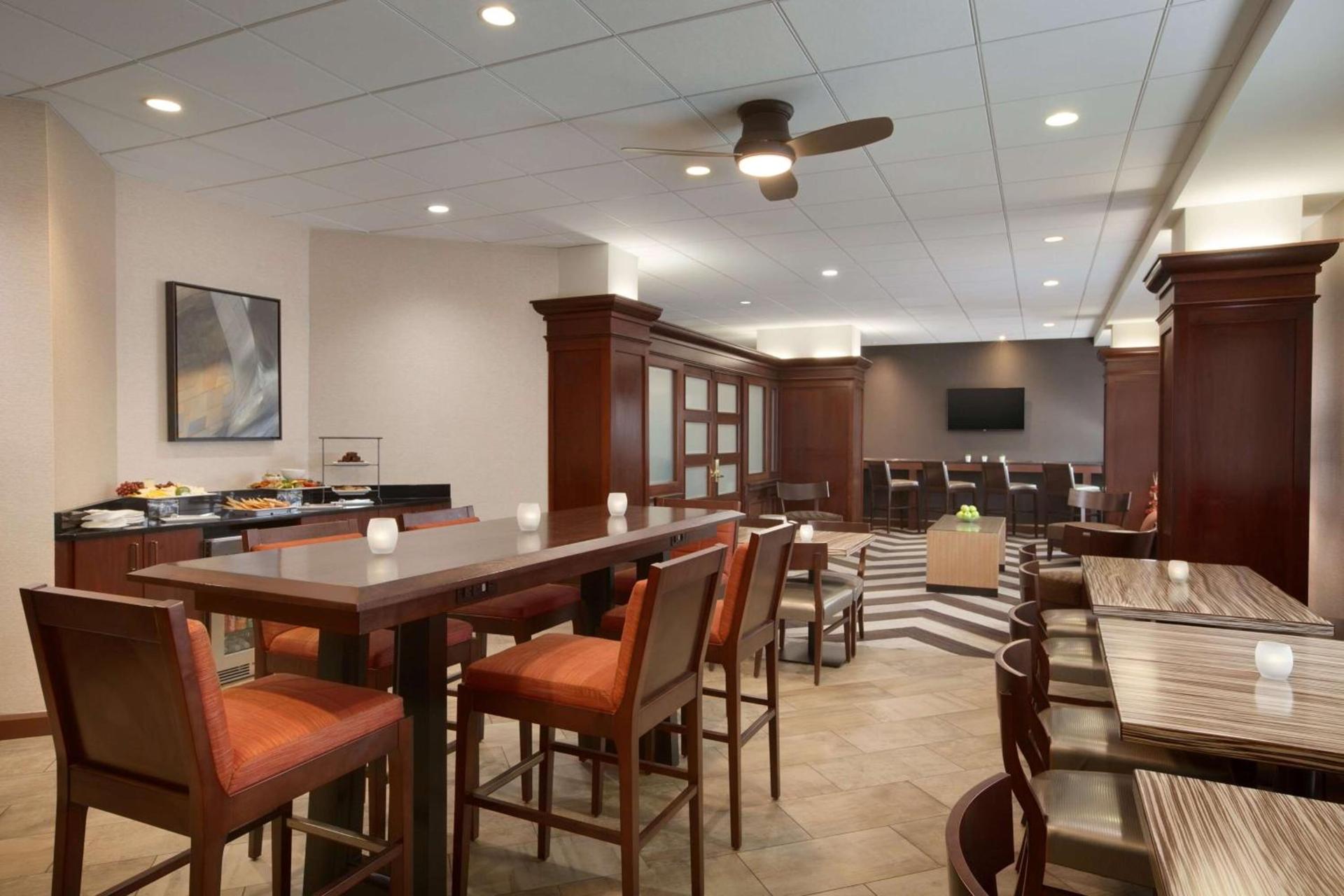 Hilton Arlington photo 56