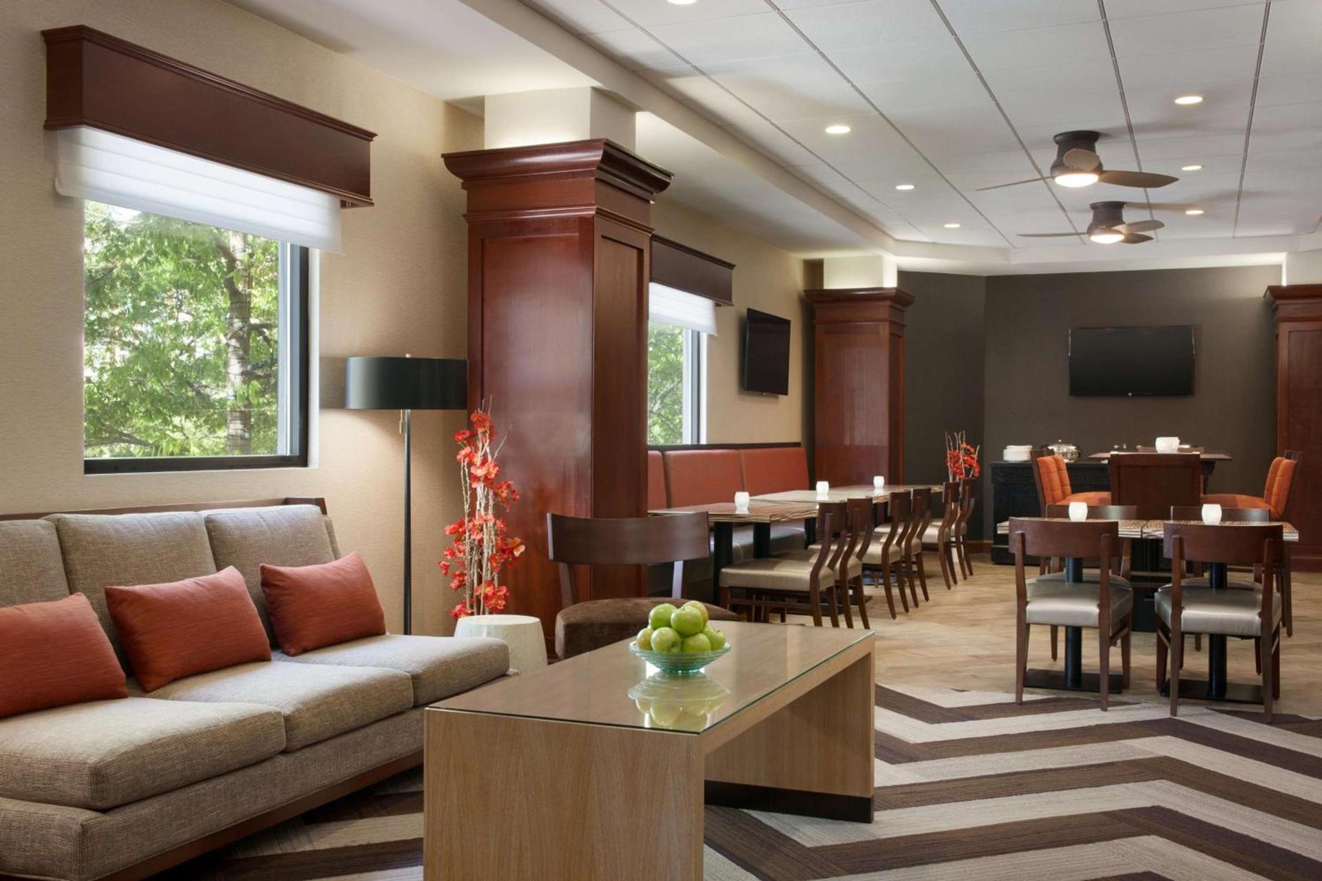 Hilton Arlington photo 57