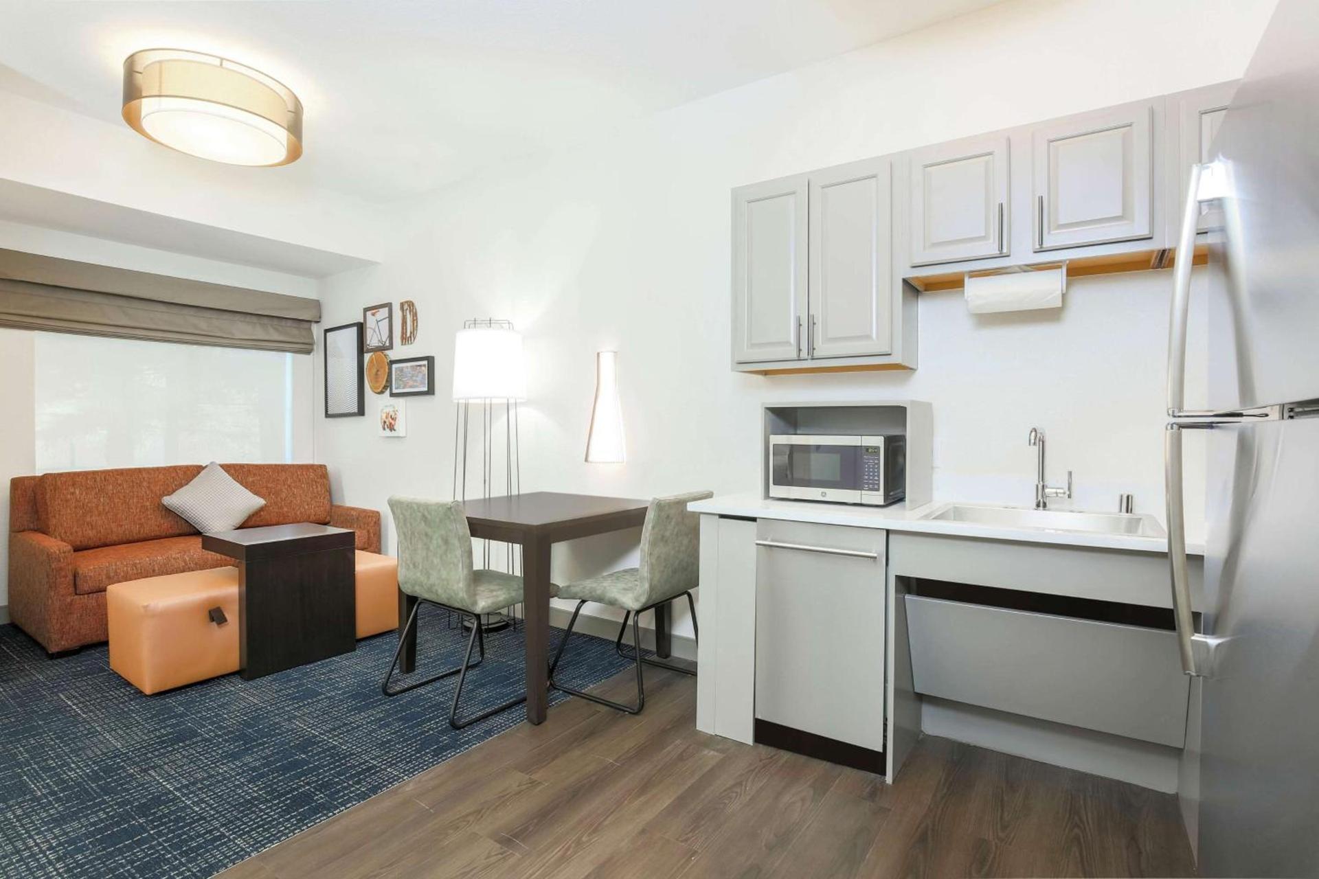 Hampton Inn & Suites Denver Tech Center photo 30