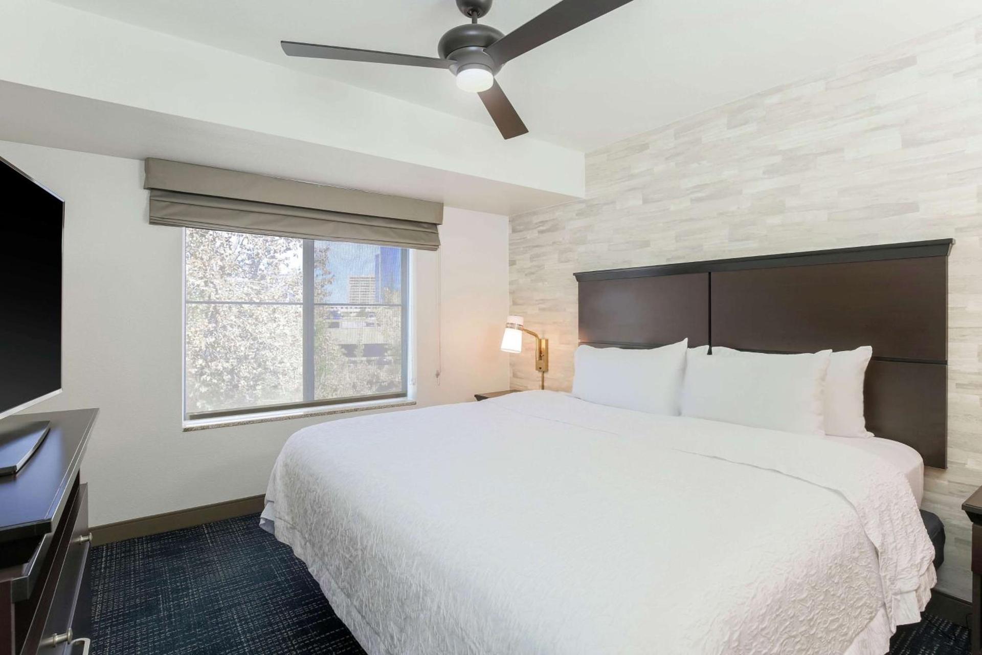 Hampton Inn & Suites Denver Tech Center photo 33