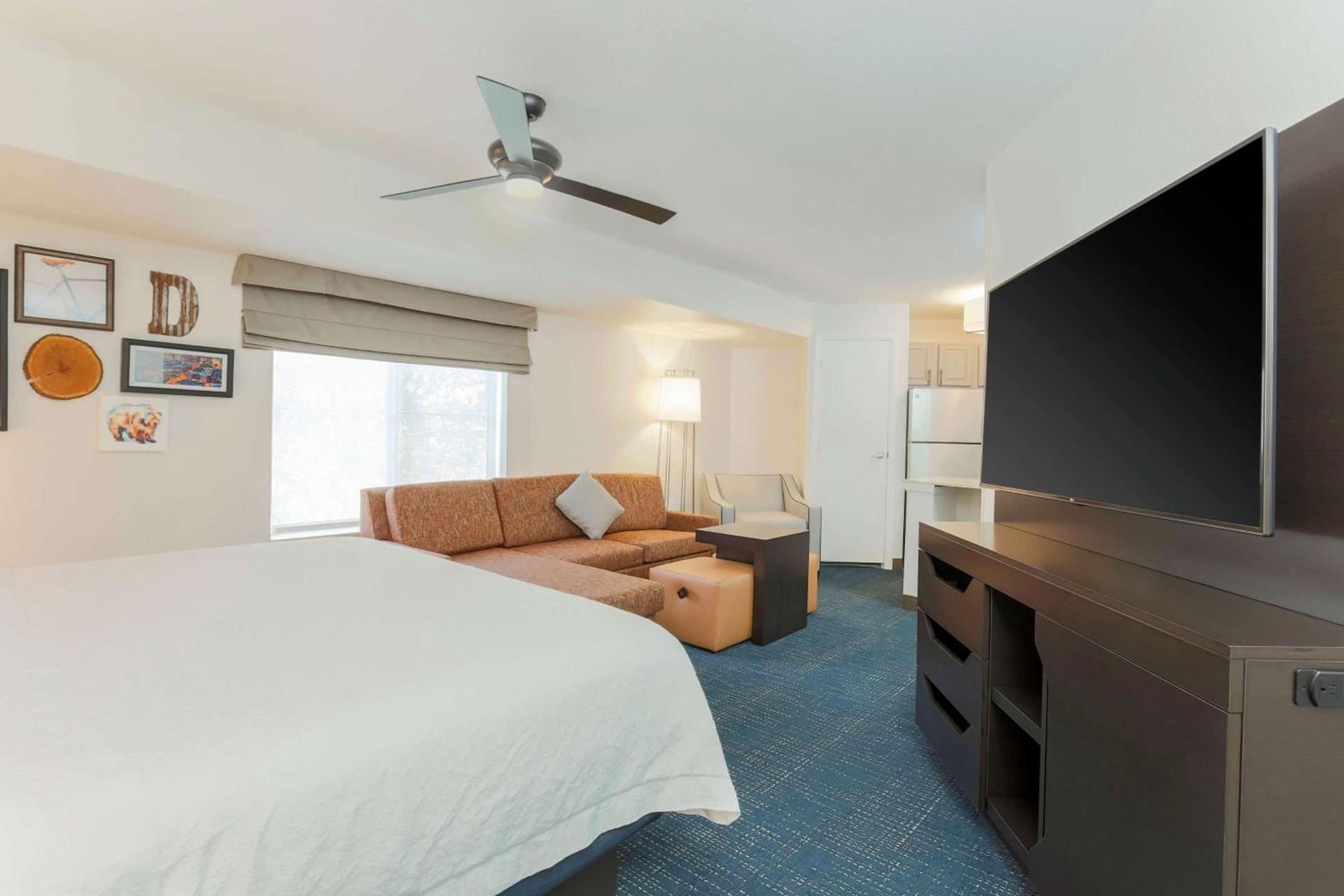 Hampton Inn & Suites Denver Tech Center photo 41