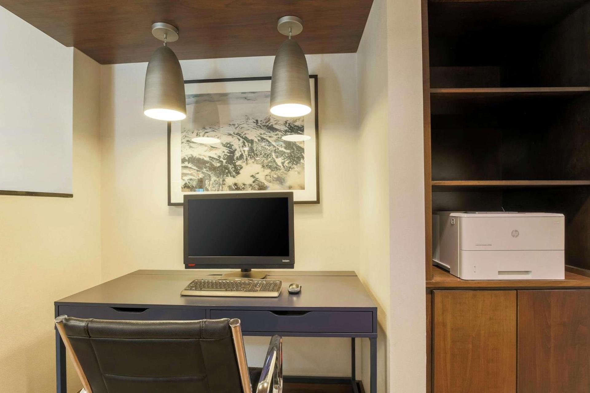 Hampton Inn & Suites Denver Tech Center photo 53