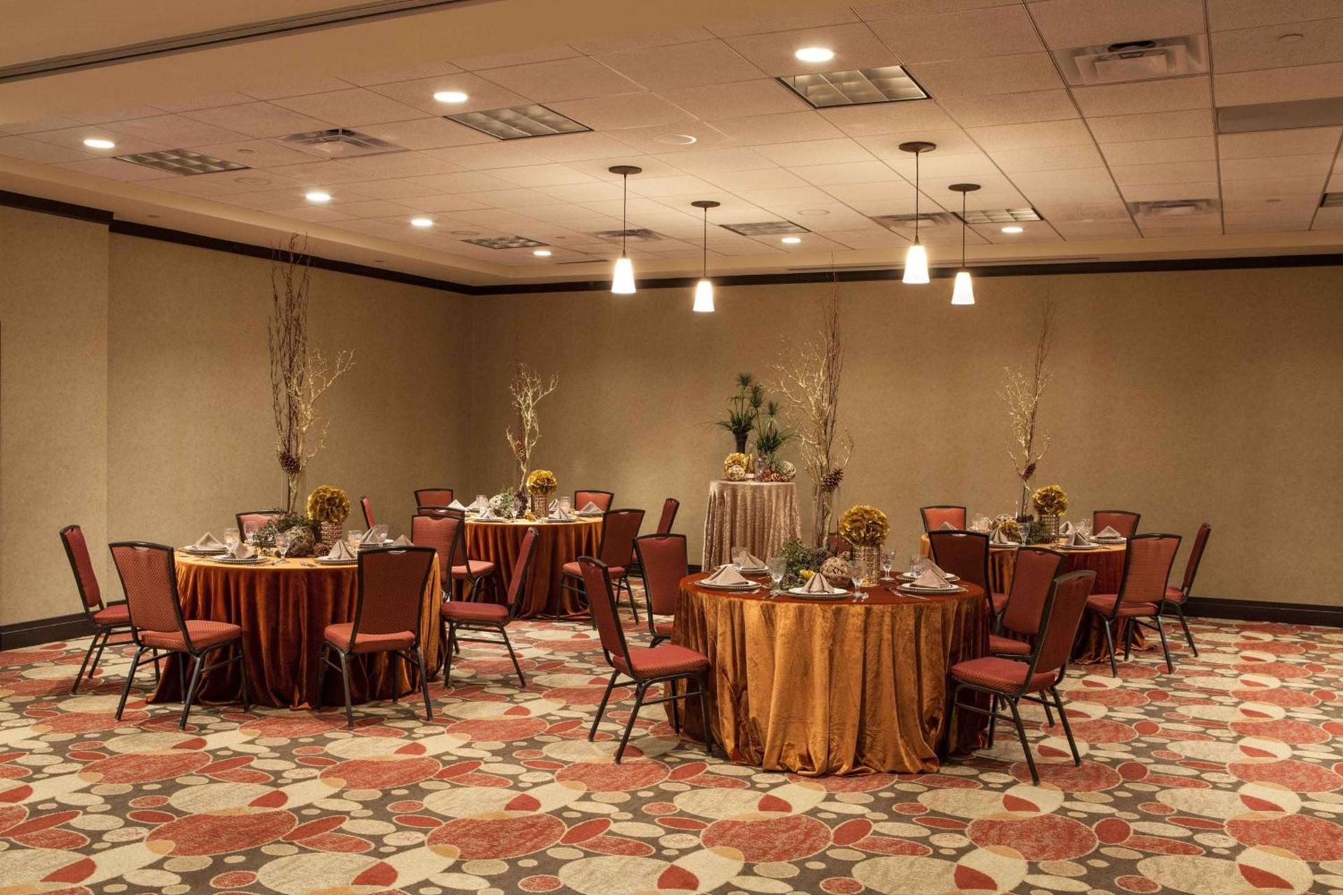 Hilton Garden Inn El Paso University photo 19