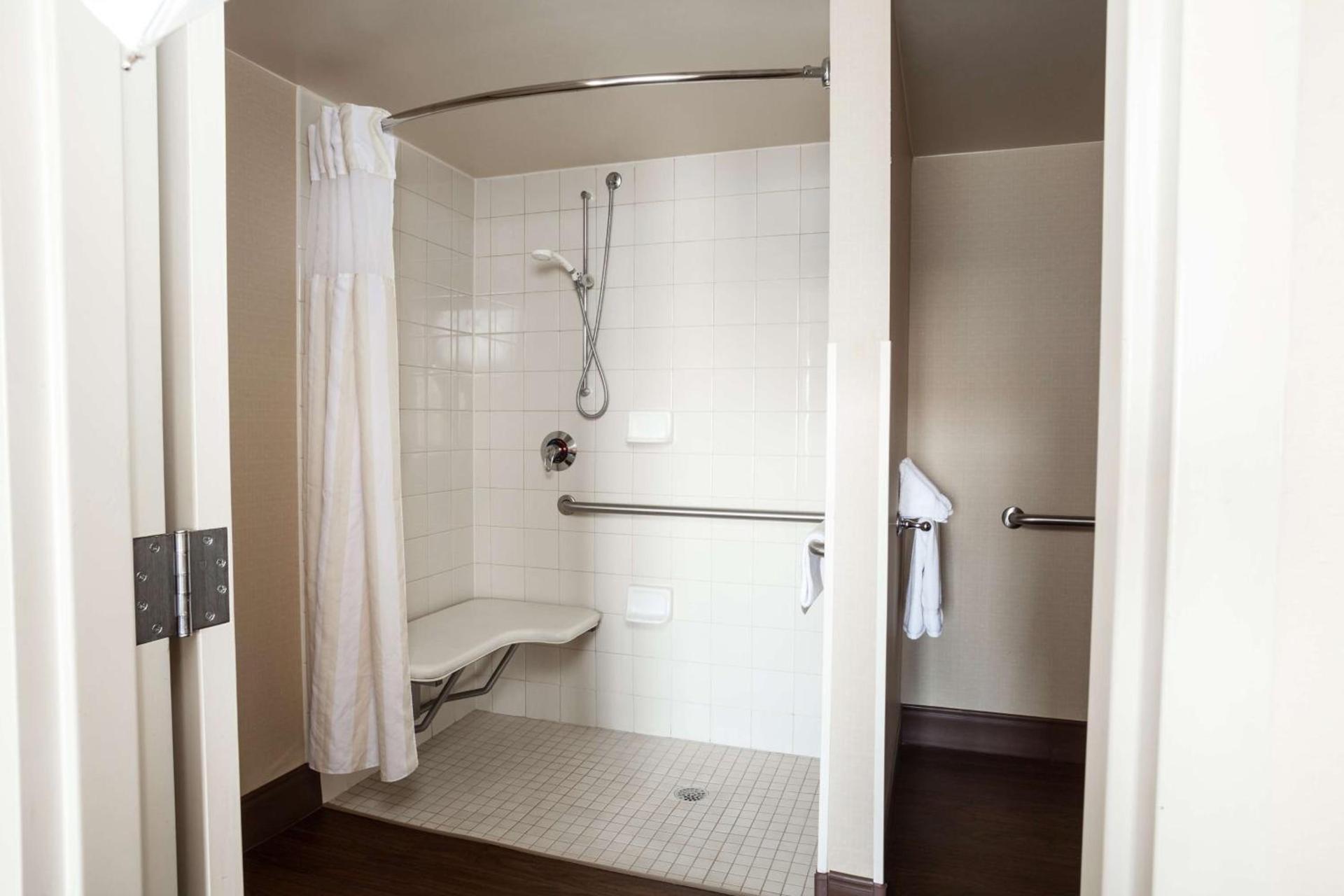 Hilton Garden Inn El Paso University photo 13