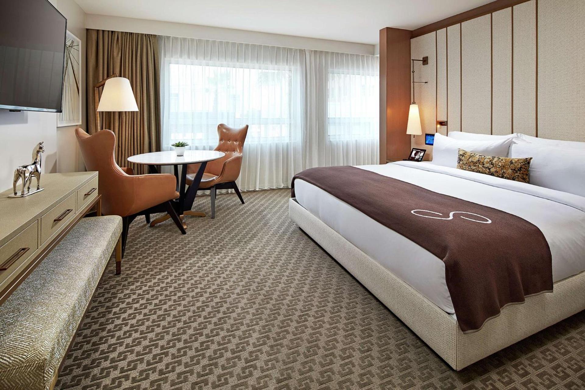 The Statler Dallas, Curio Collection By Hilton photo 57