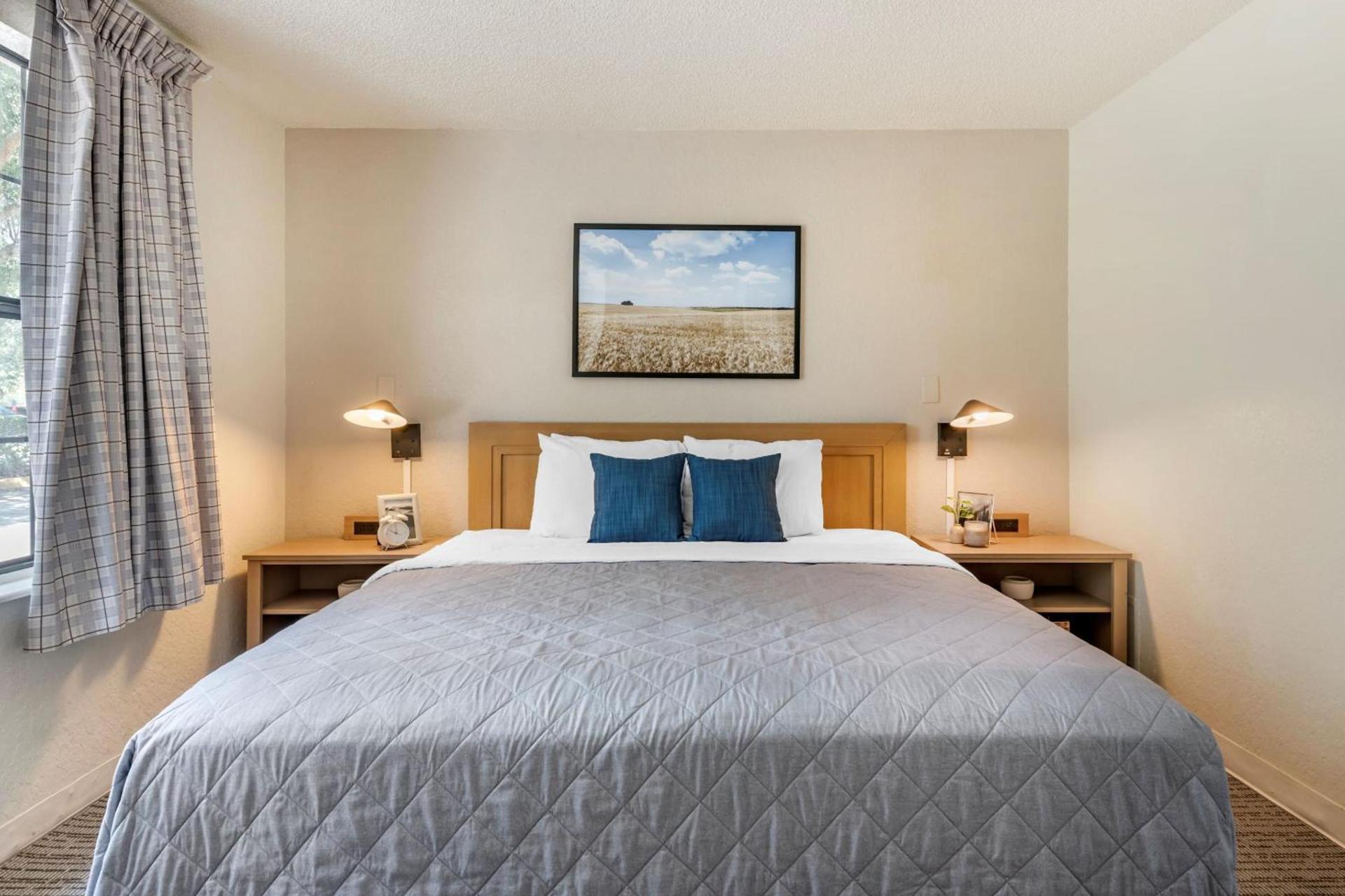 InTown Suites Extended Stay Select Orlando FL - UCF photo 4