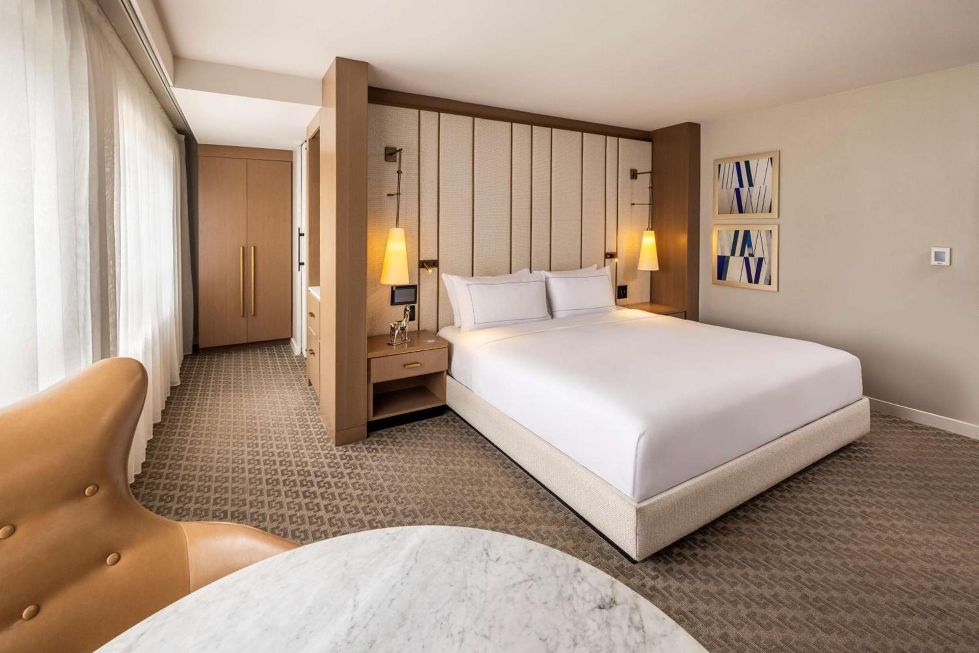The Statler Dallas, Curio Collection By Hilton photo 82
