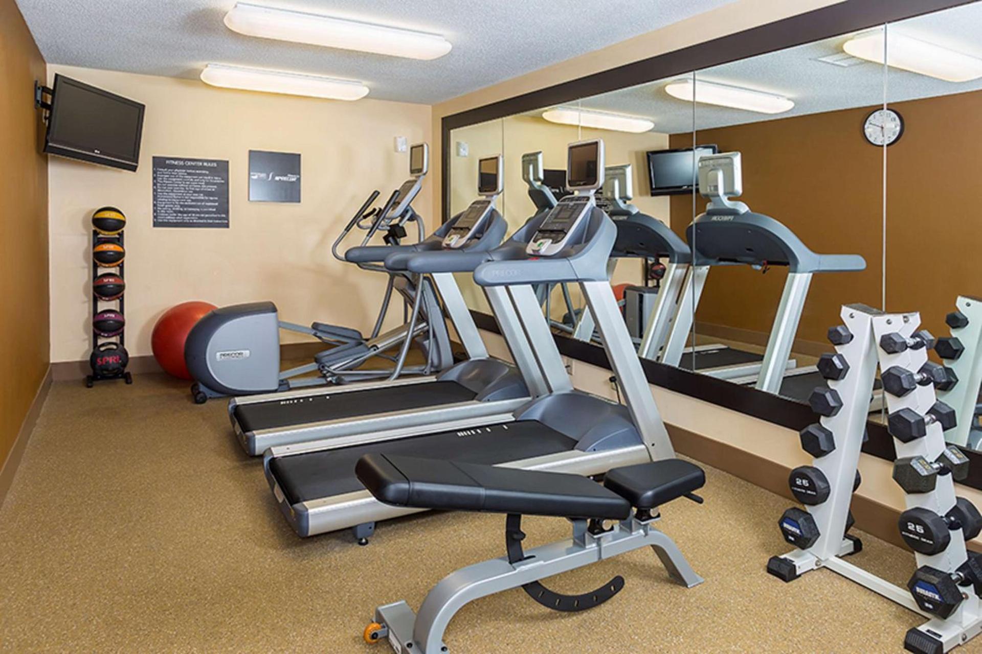 MainStay Suites photo 5