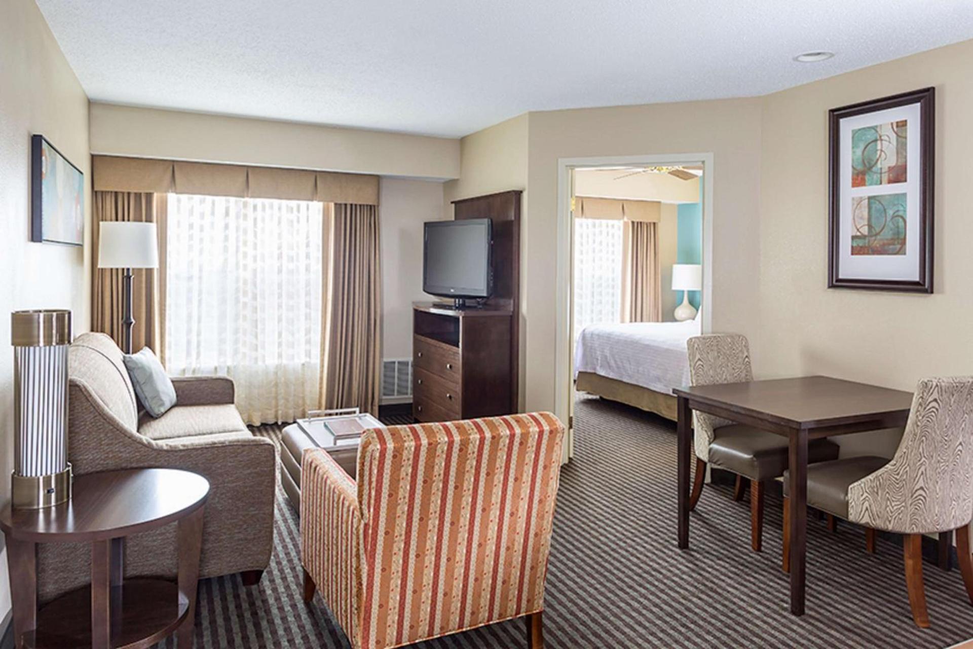 MainStay Suites photo 6