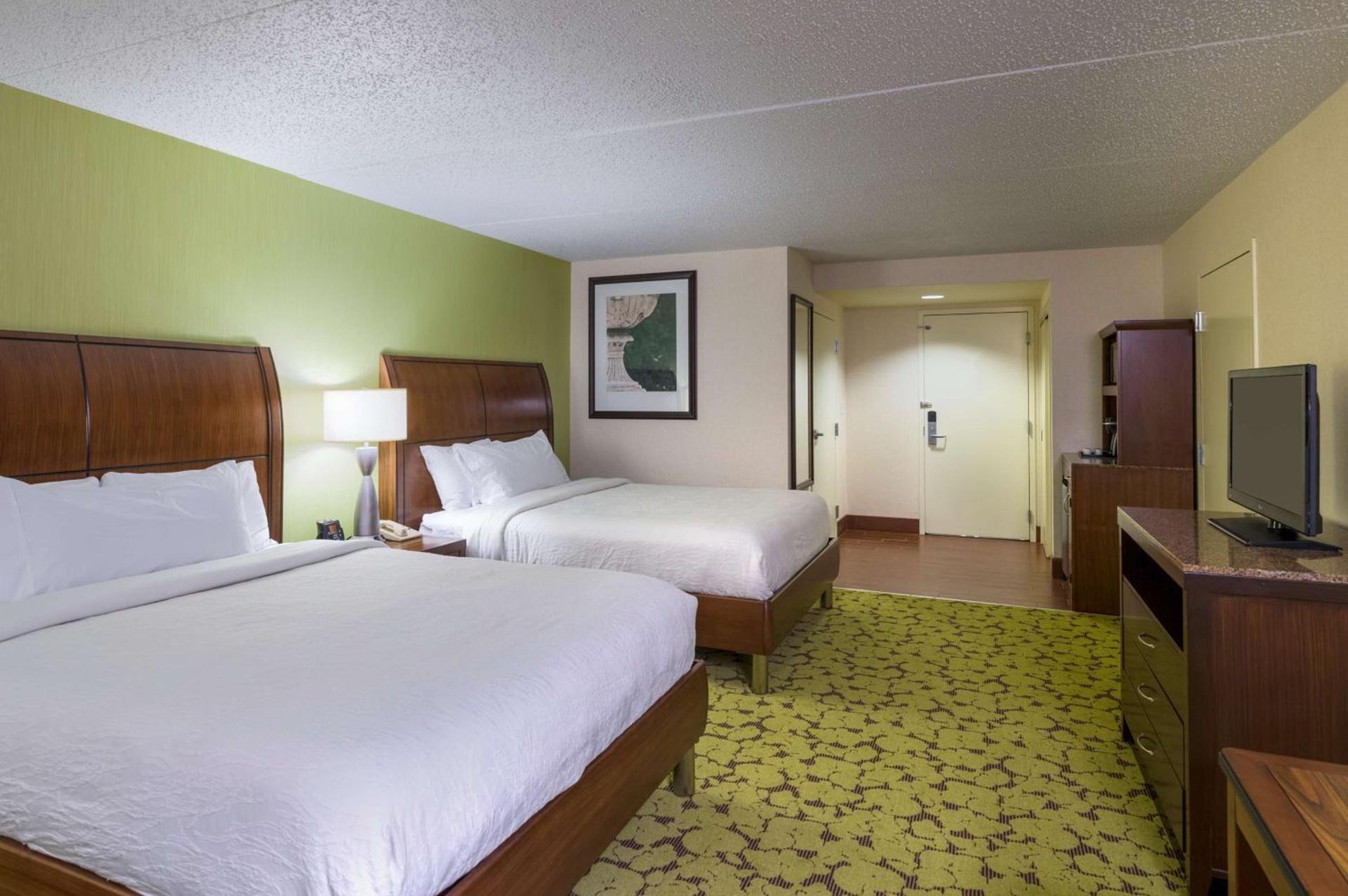 Hilton Garden Inn Edison/Raritan Center photo 23