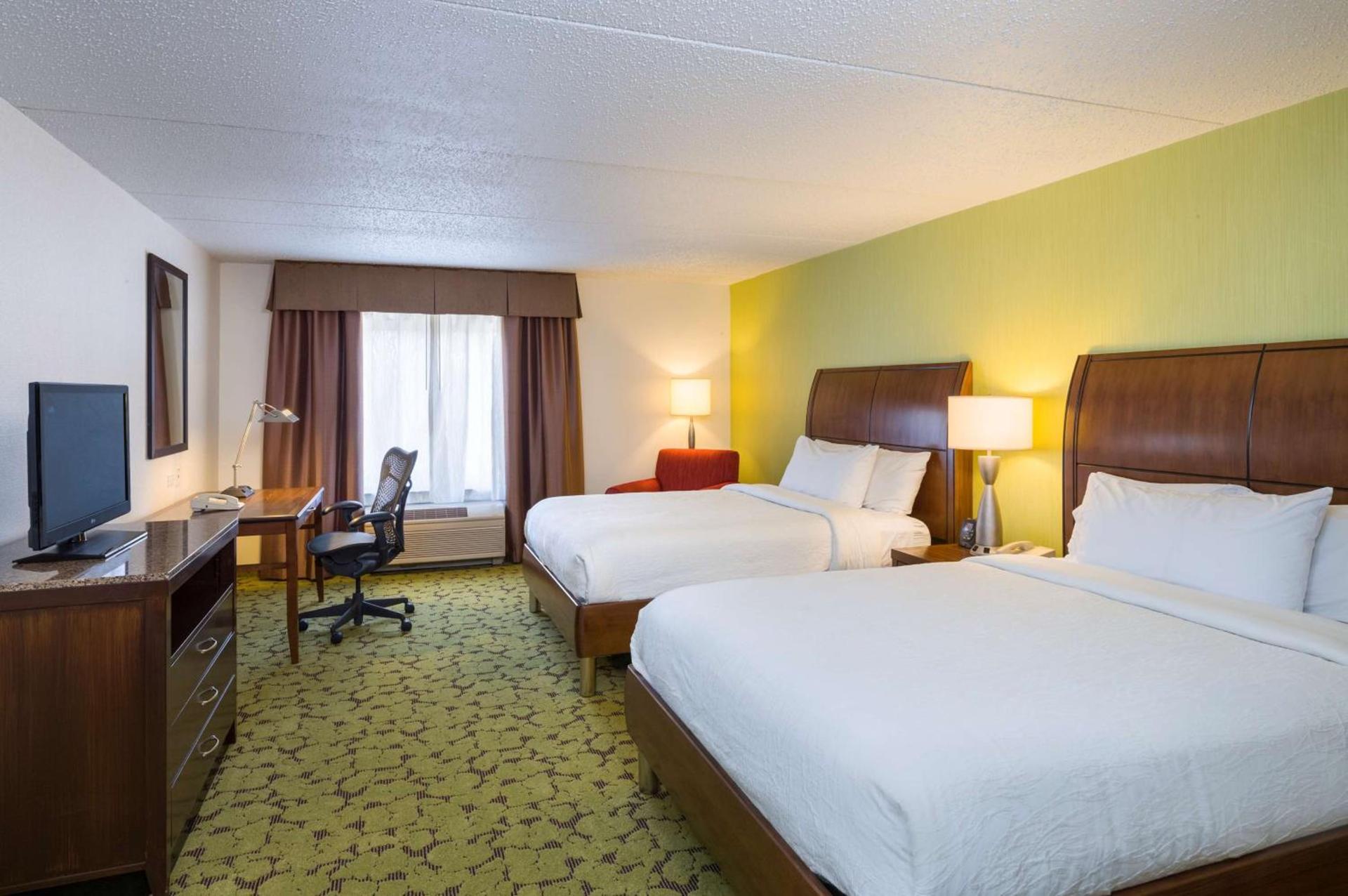 Hilton Garden Inn Edison/Raritan Center photo 29