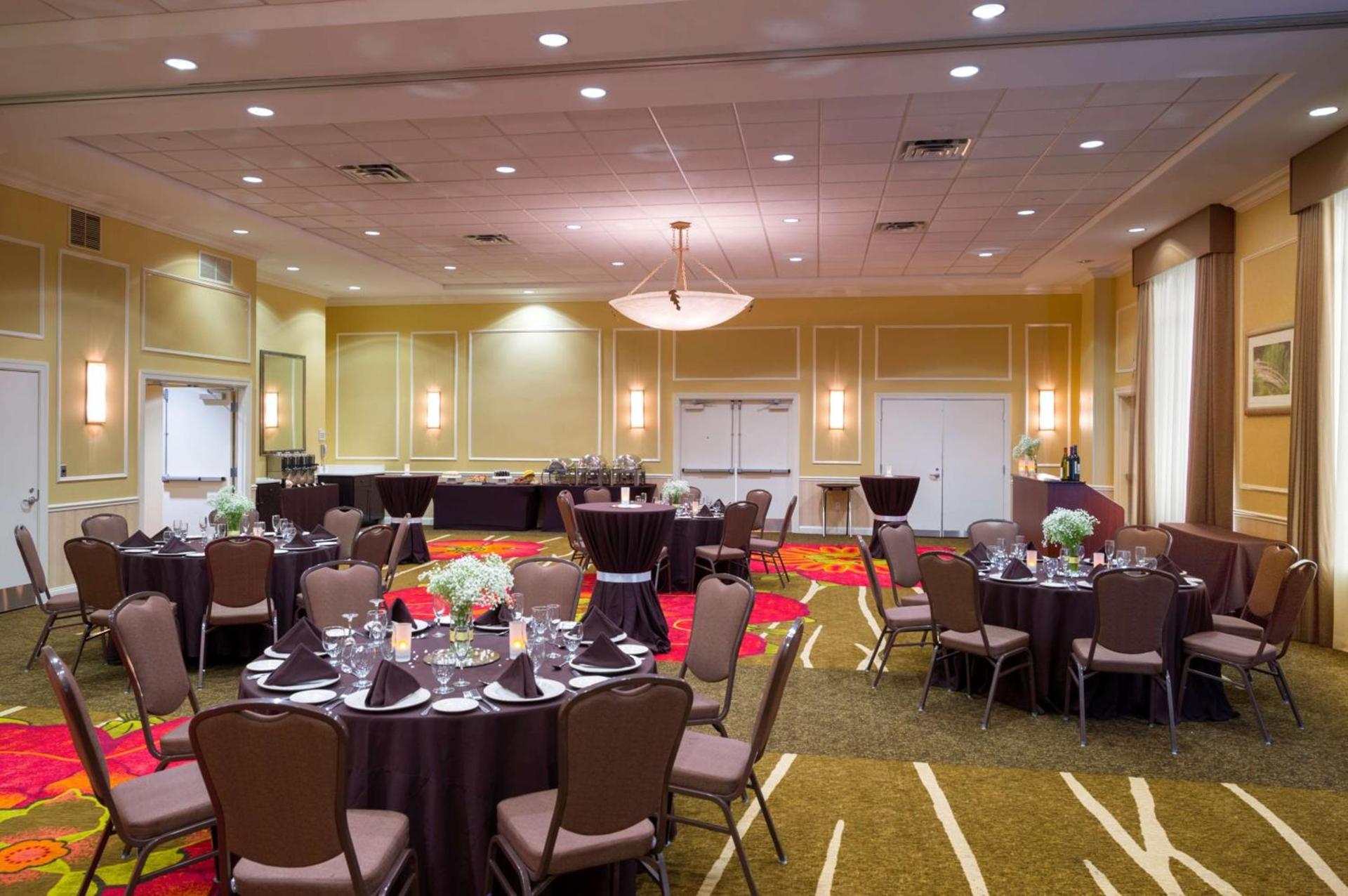 Hilton Garden Inn Edison/Raritan Center photo 35
