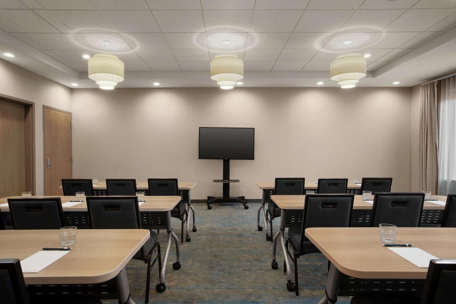 Homewood Suites by Hilton Houston NW at Beltway 8 photo 36