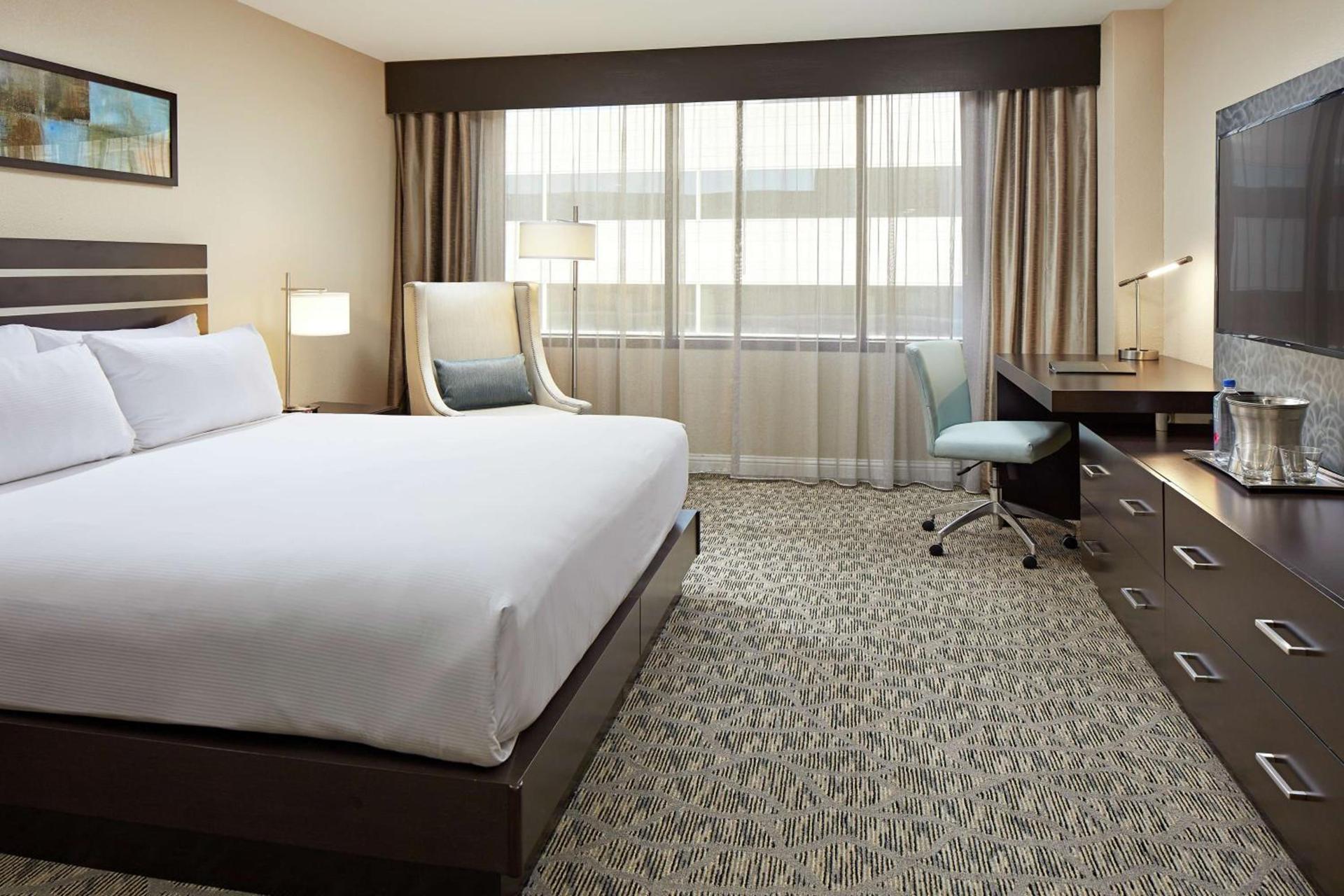 Hilton Houston Plaza/Medical Center photo 17