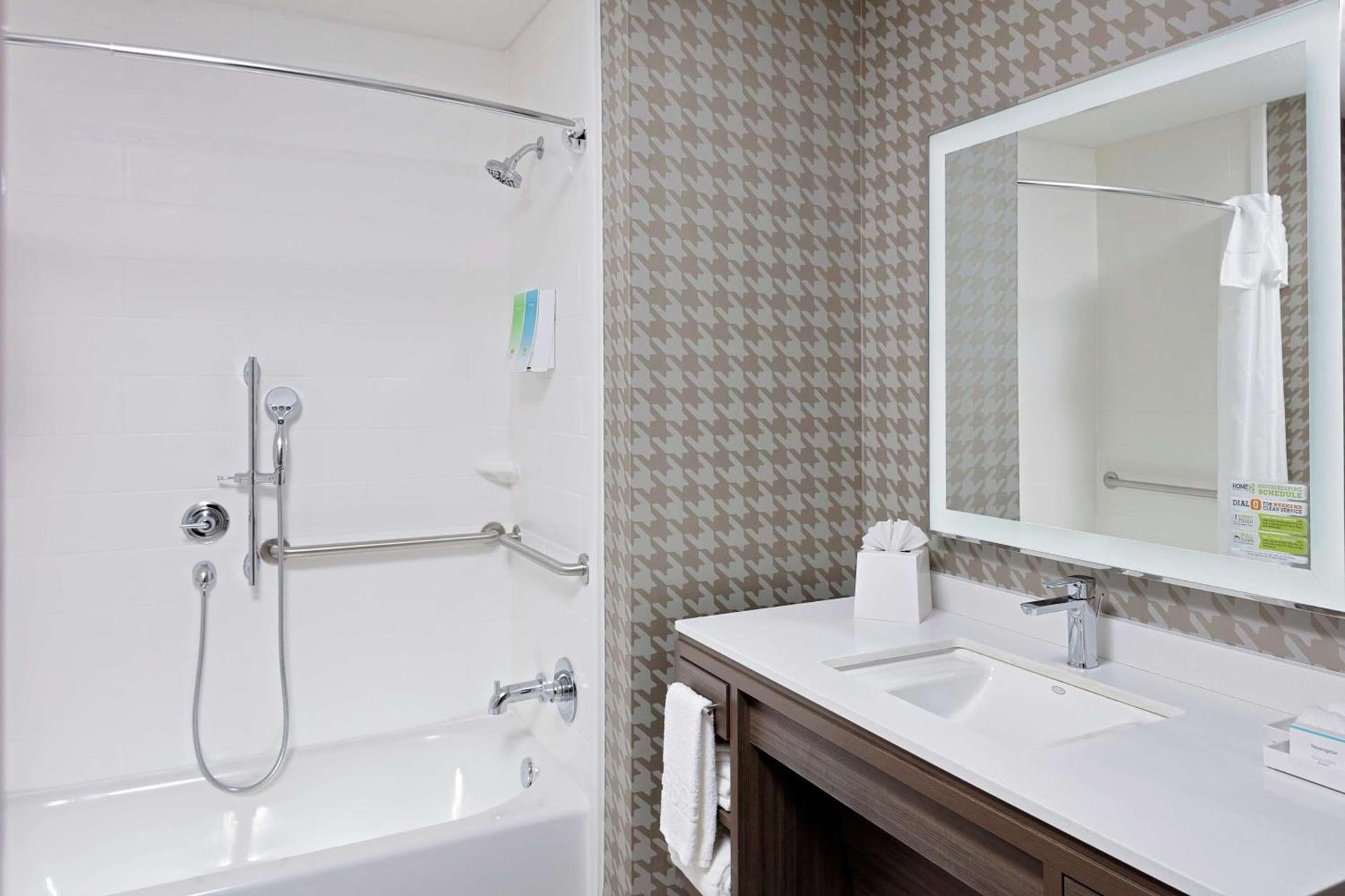 Home2 Suites By Hilton Sugar Land Rosenberg photo 11