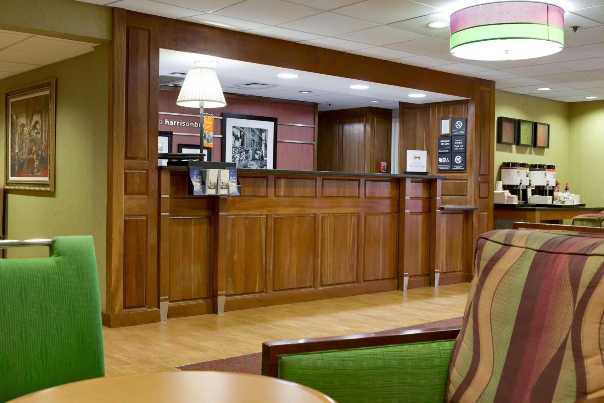 Hampton Inn Harrisonburg - University photo 3
