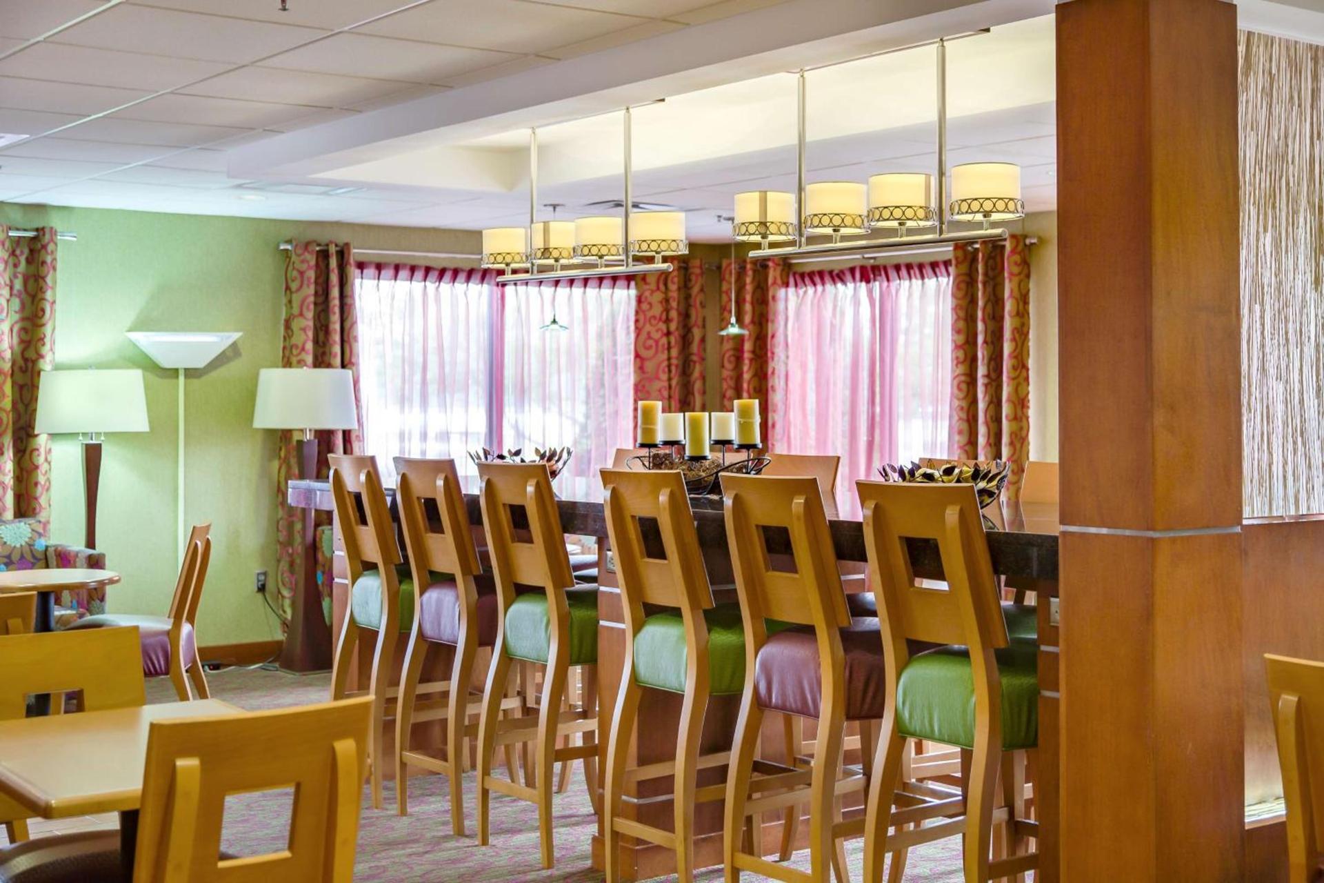Hampton Inn Harrisonburg - University photo 6