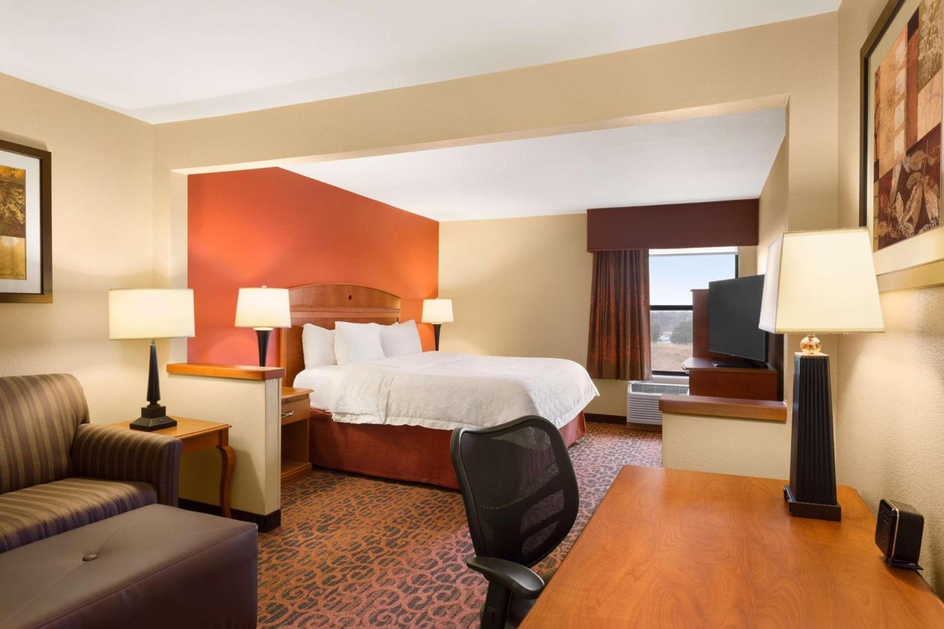 Hampton Inn Wichita-East photo 22