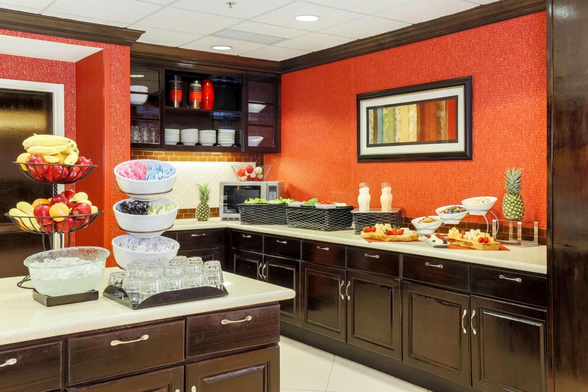 Homewood Suites by Hilton Lawton photo 5