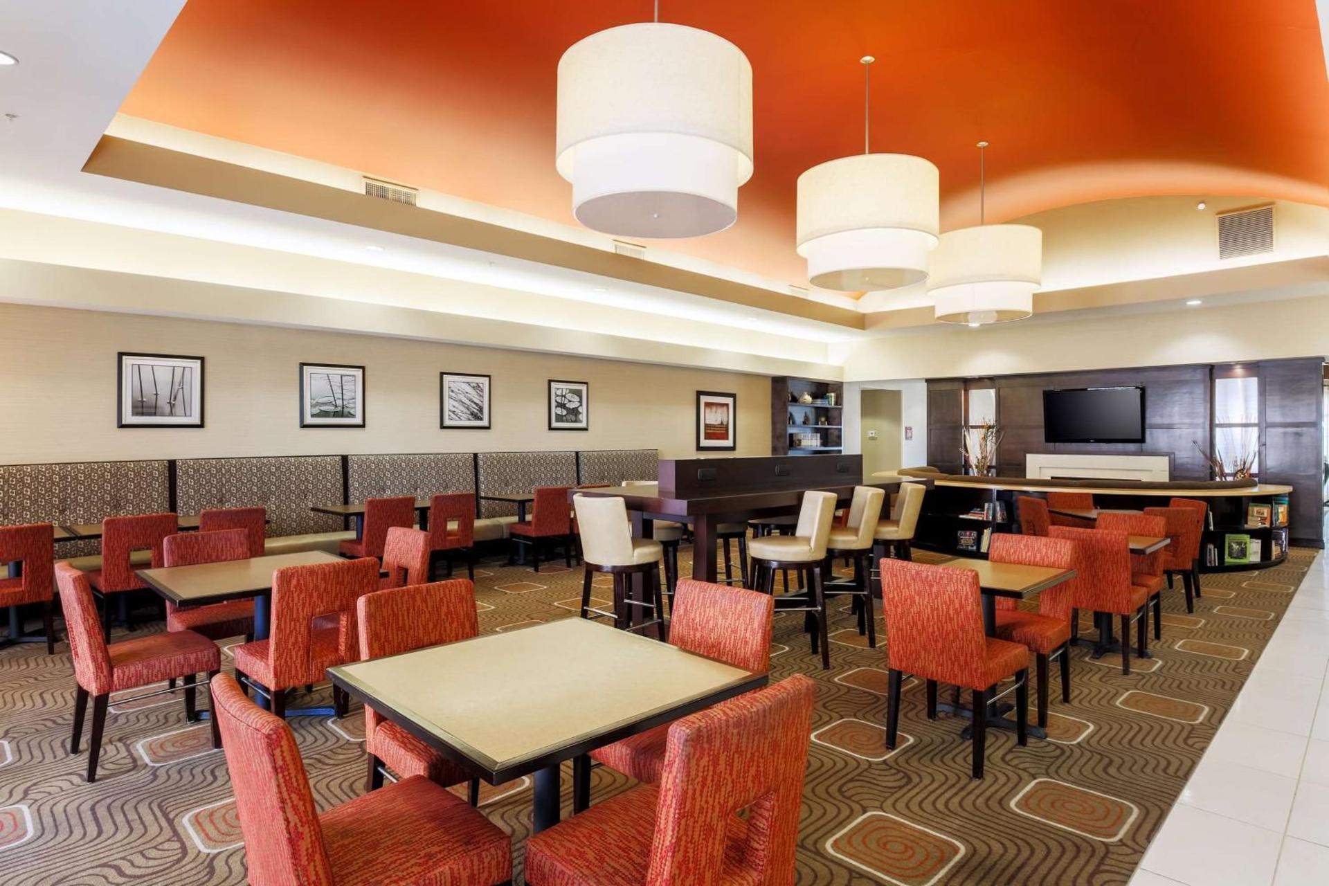 Homewood Suites by Hilton Lawton photo 6