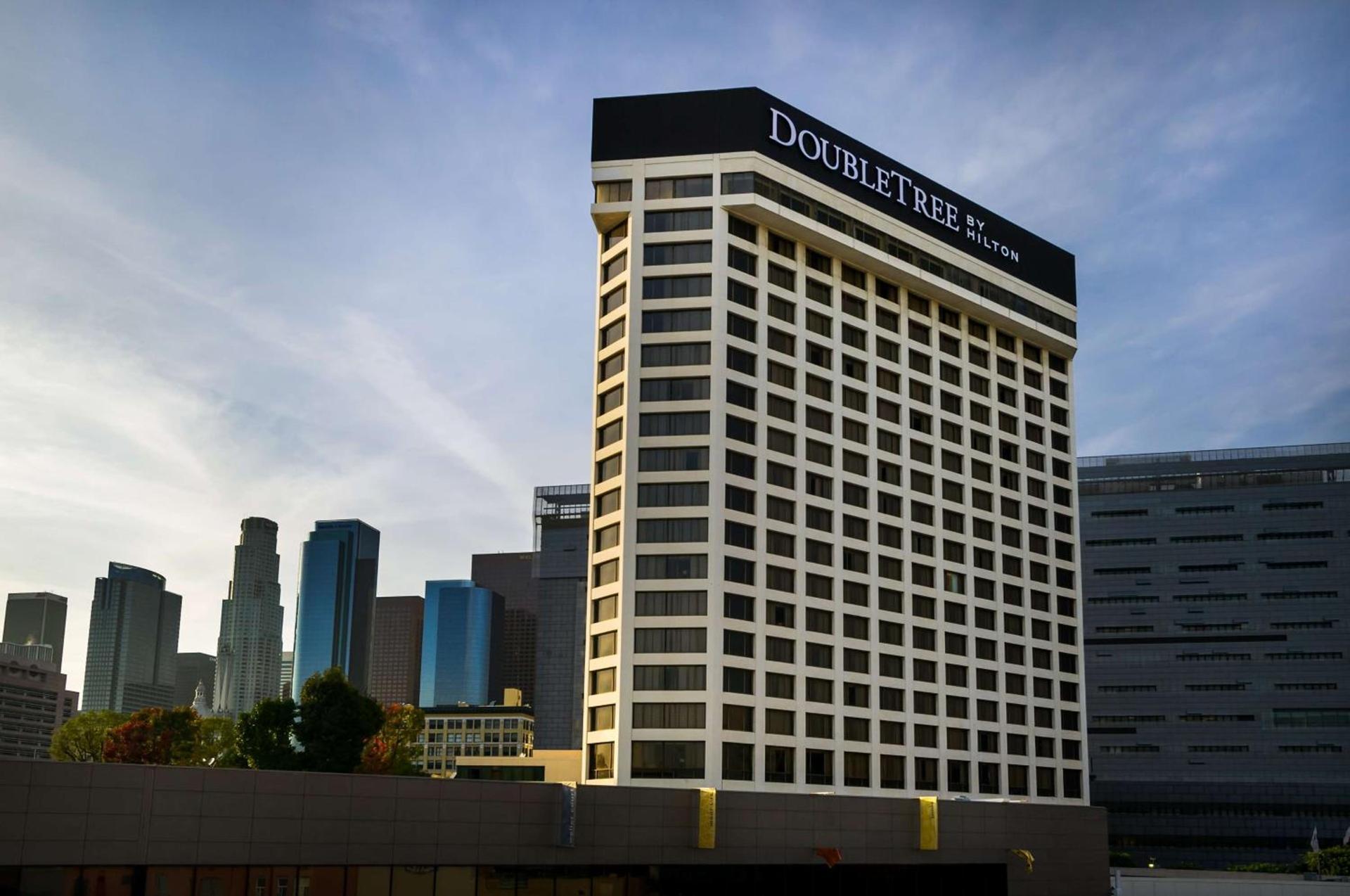 Doubletree by Hilton Los Angeles Downtown photo 1