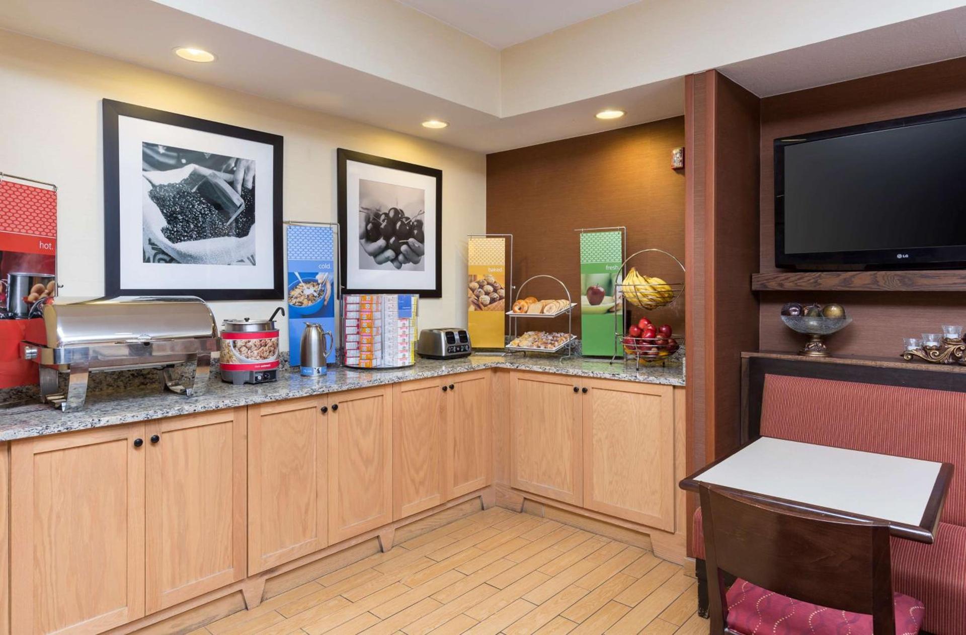 Hampton Inn Lubbock photo 7