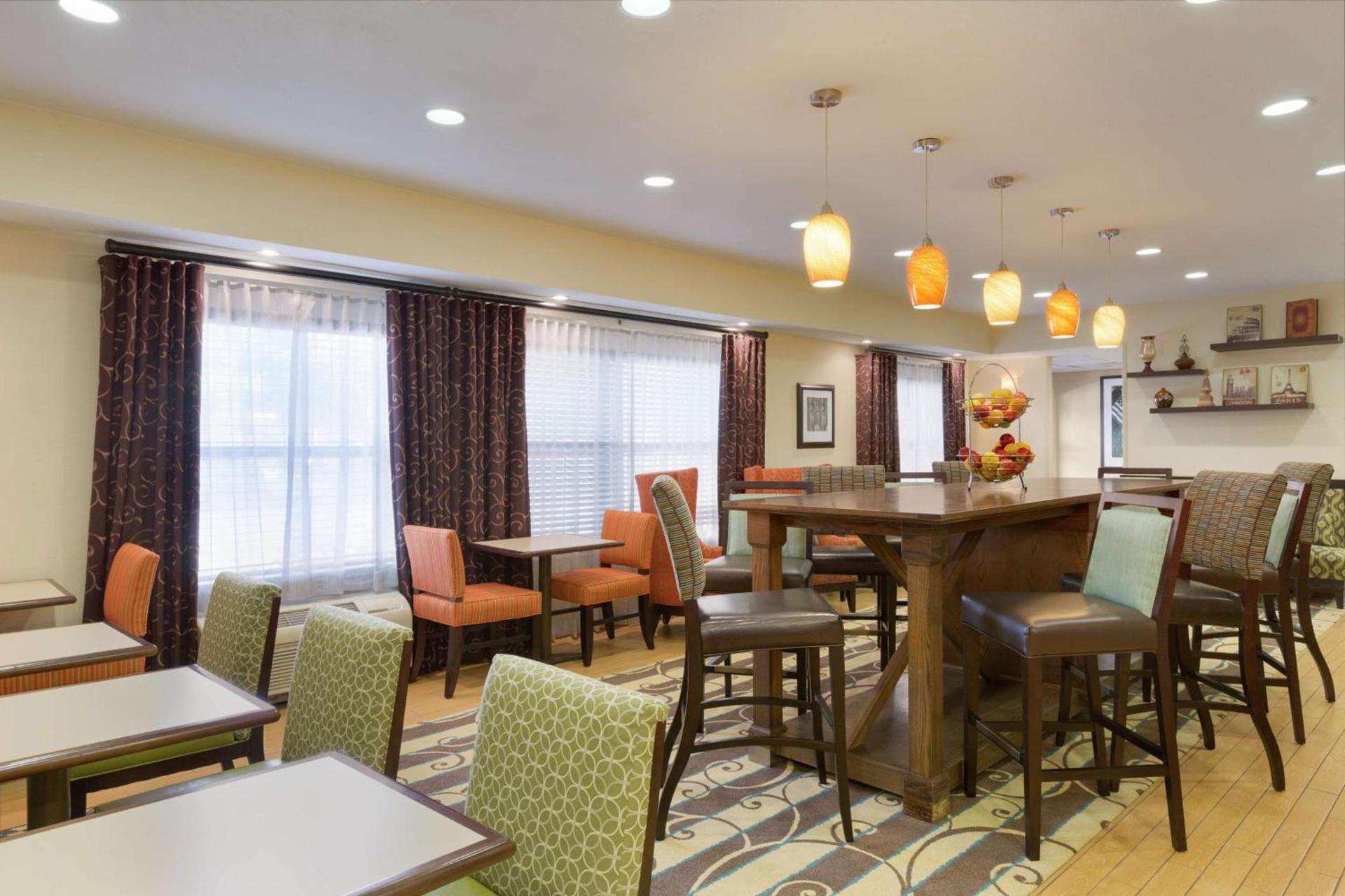 Hampton Inn Lubbock photo 8