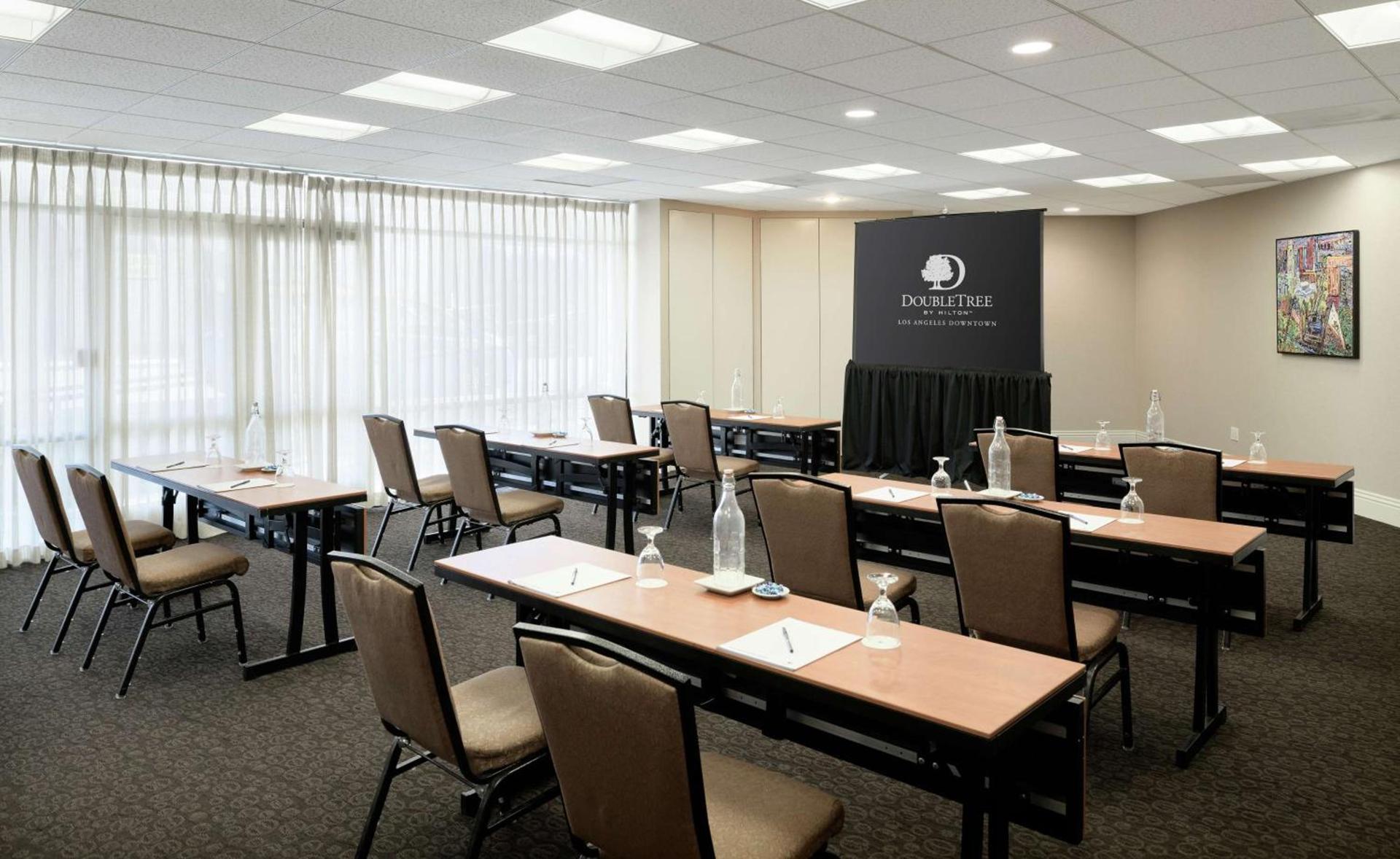 Doubletree by Hilton Los Angeles Downtown photo 54