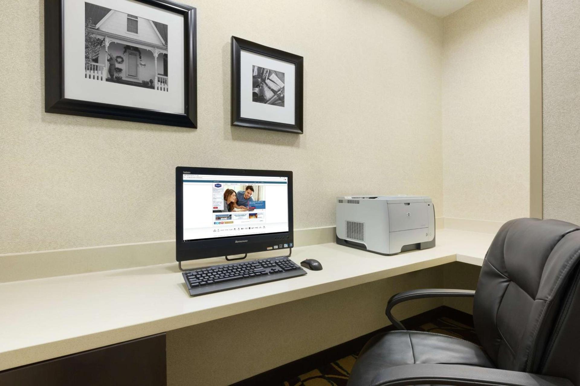Hampton Inn Lubbock photo 18