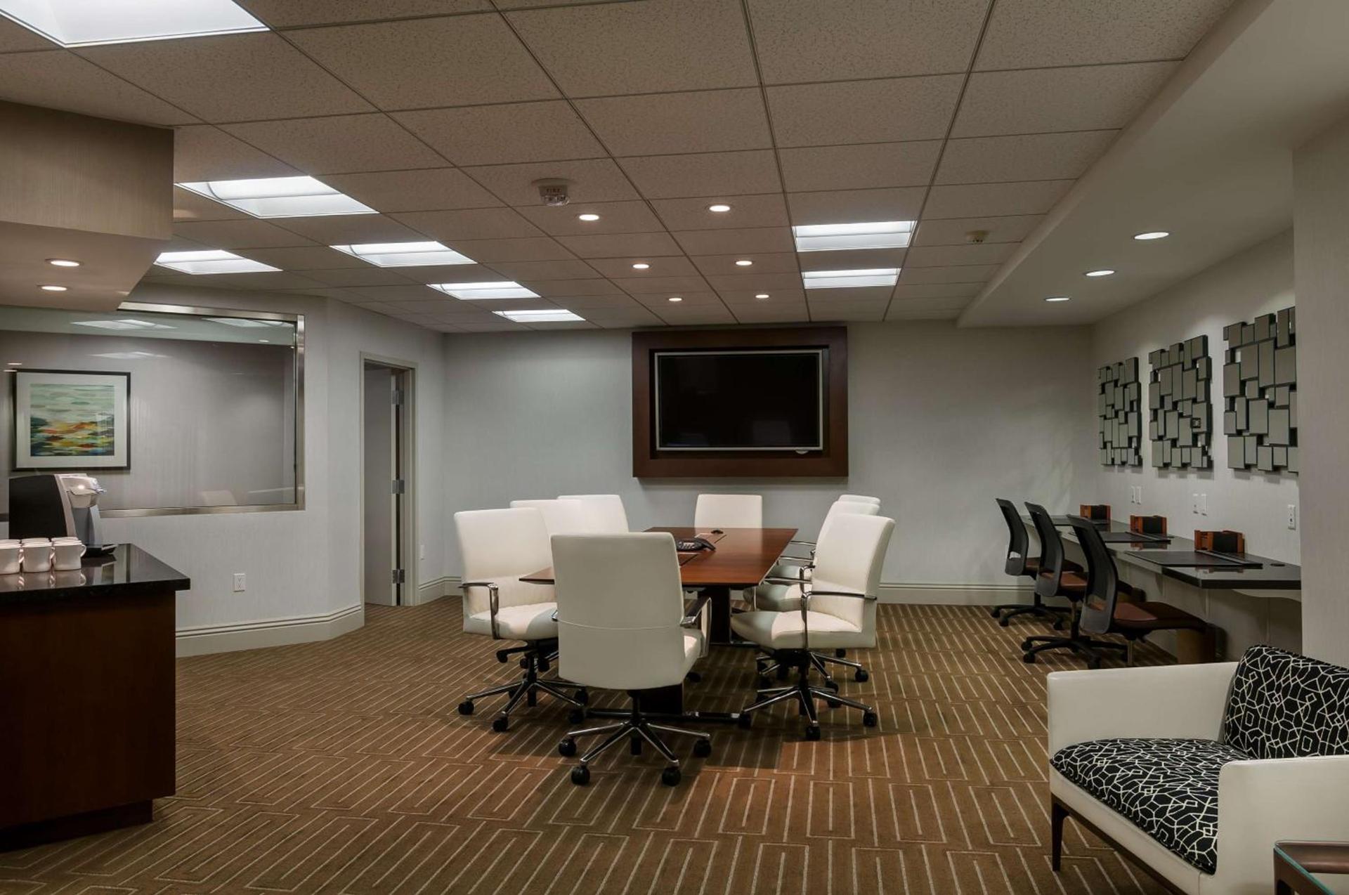 Doubletree by Hilton Los Angeles Downtown photo 86