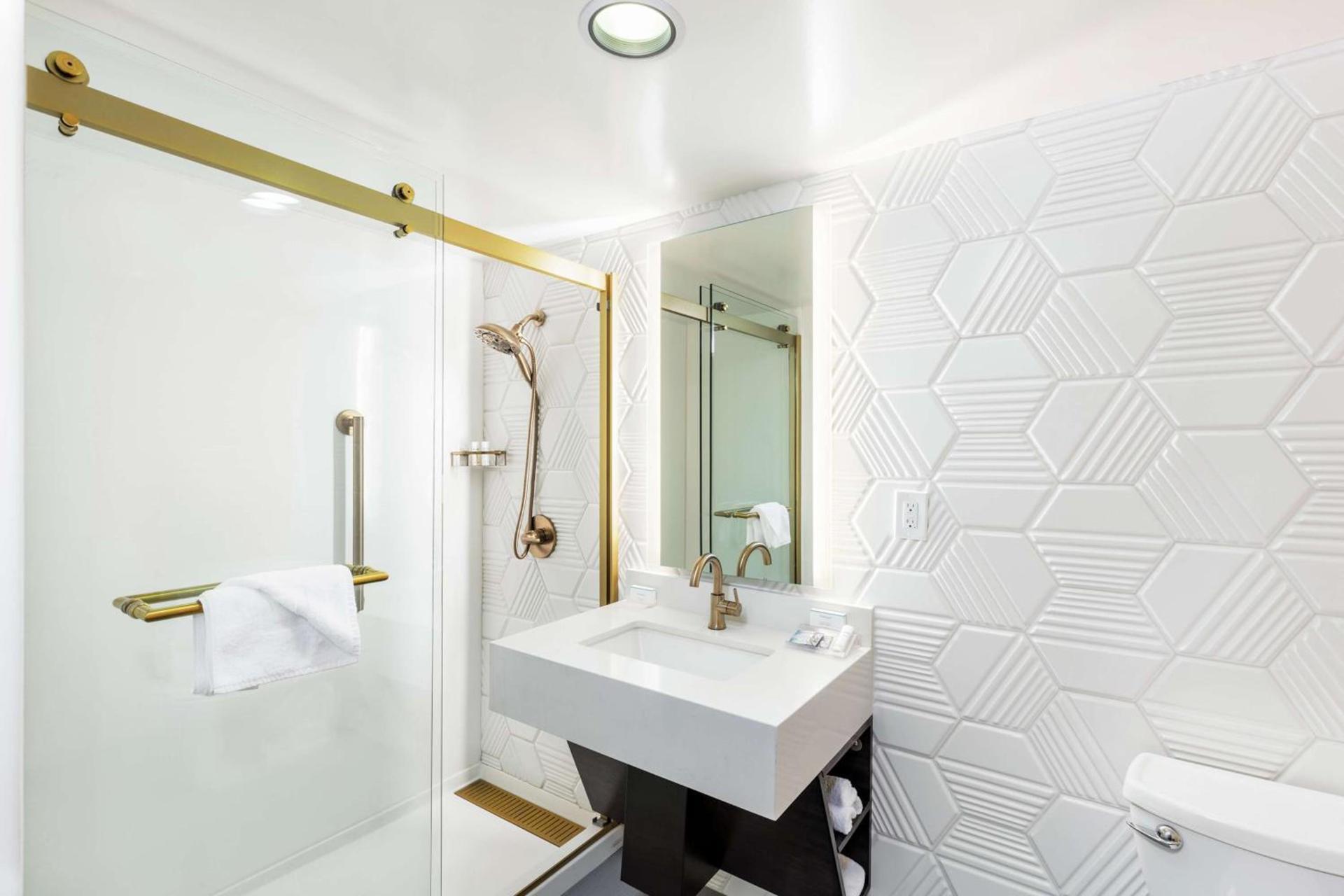 Hilton Garden Inn Los Angeles / Hollywood photo 22