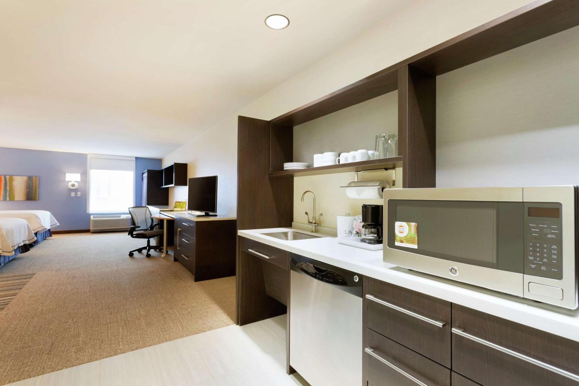 Home2 Suites by Hilton Midland photo 14