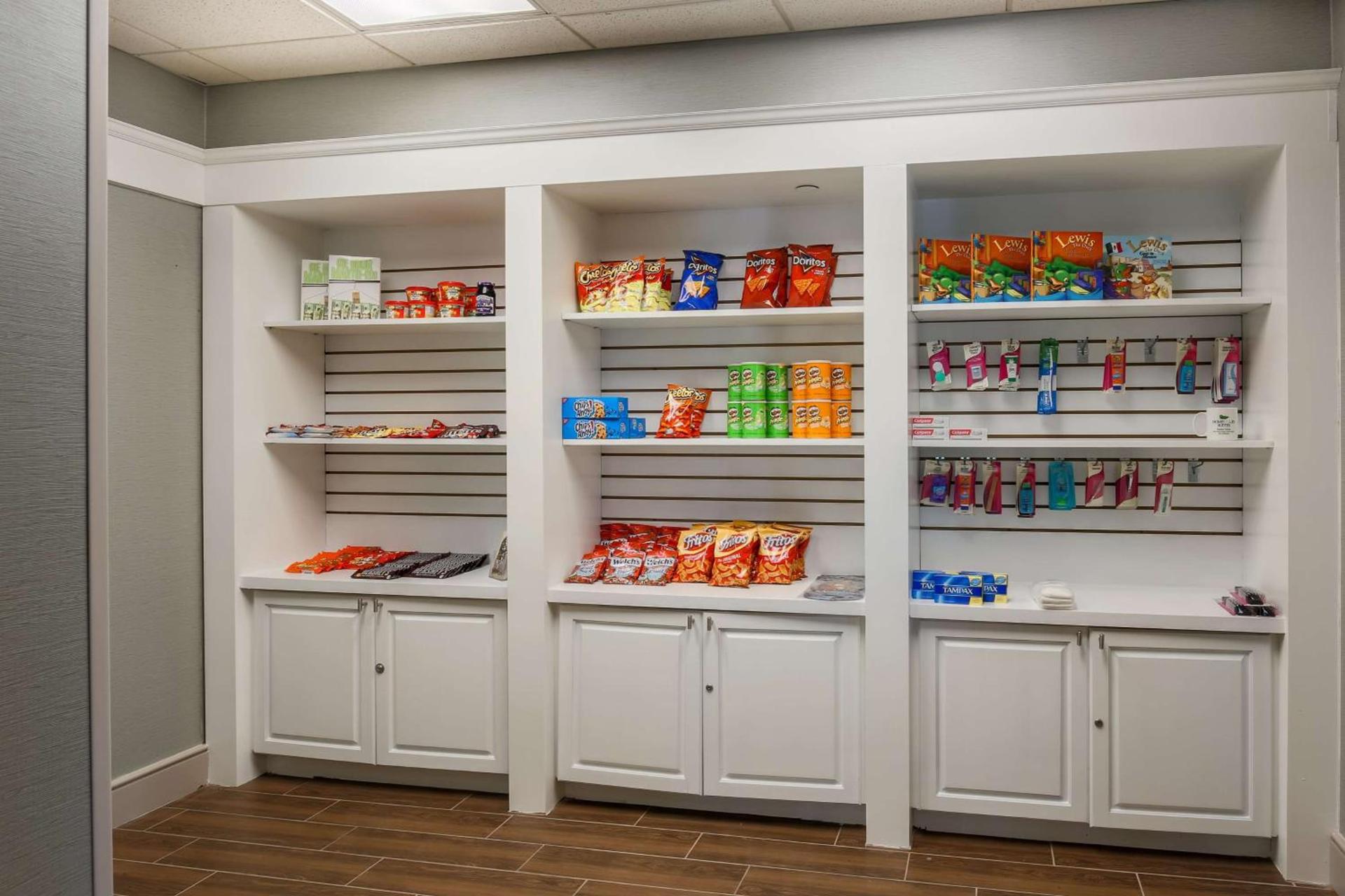 Homewood Suites by Hilton Southwind - Hacks Cross photo 8