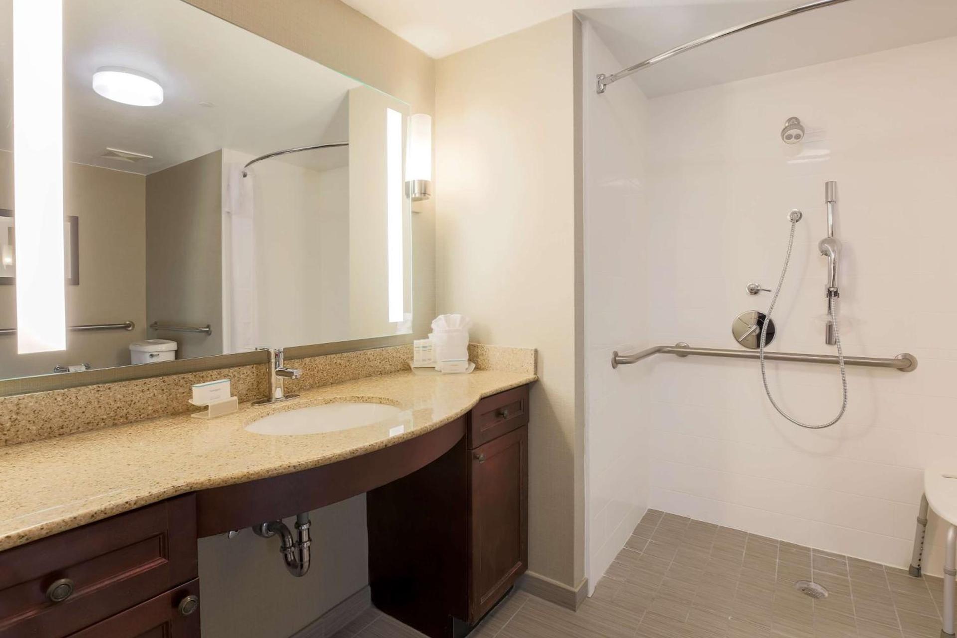 Homewood Suites by Hilton Southwind - Hacks Cross photo 17