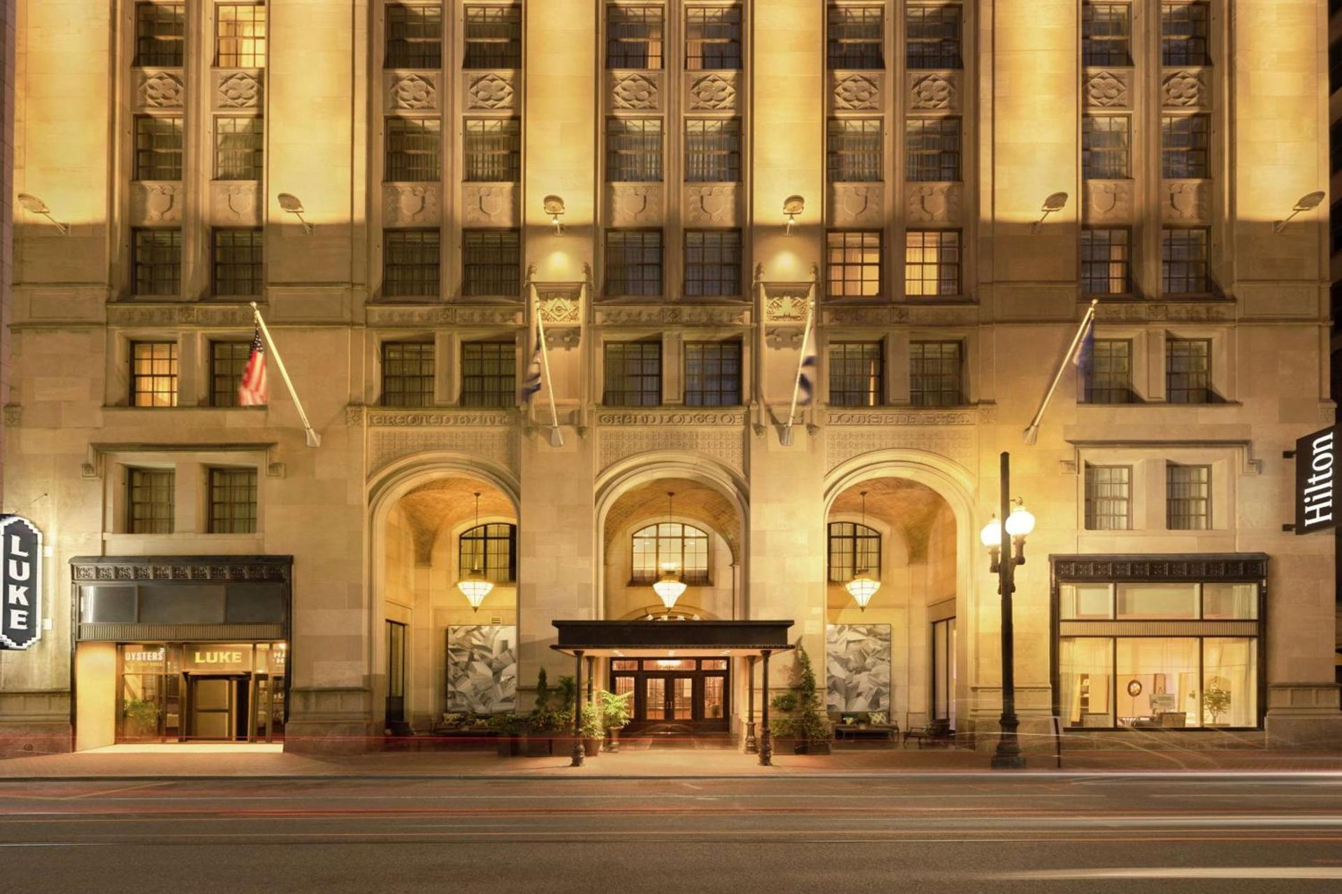 Hilton New Orleans / St. Charles Avenue photo 1