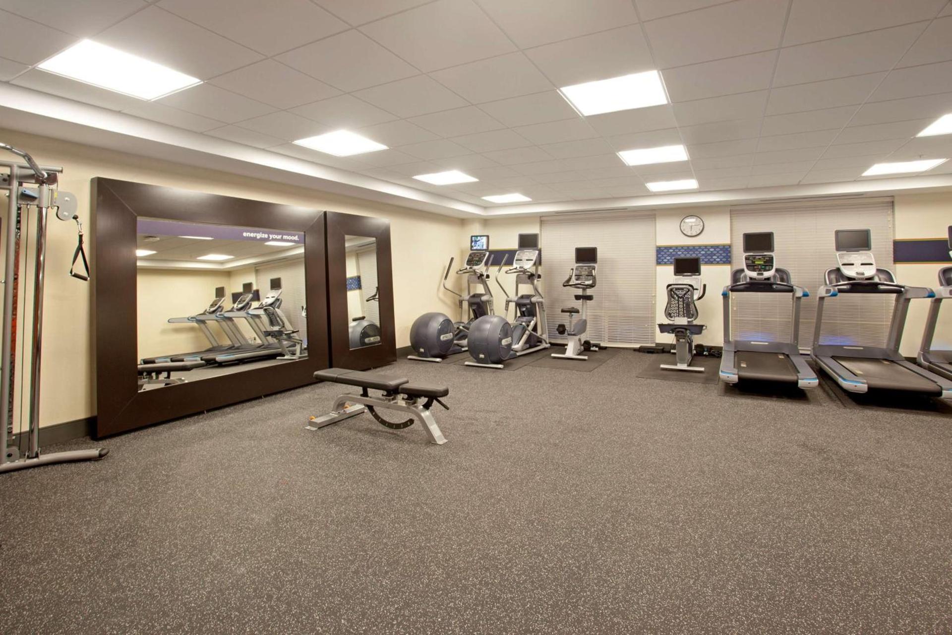 Hampton Inn & Suites - Minneapolis/Downtown photo 19