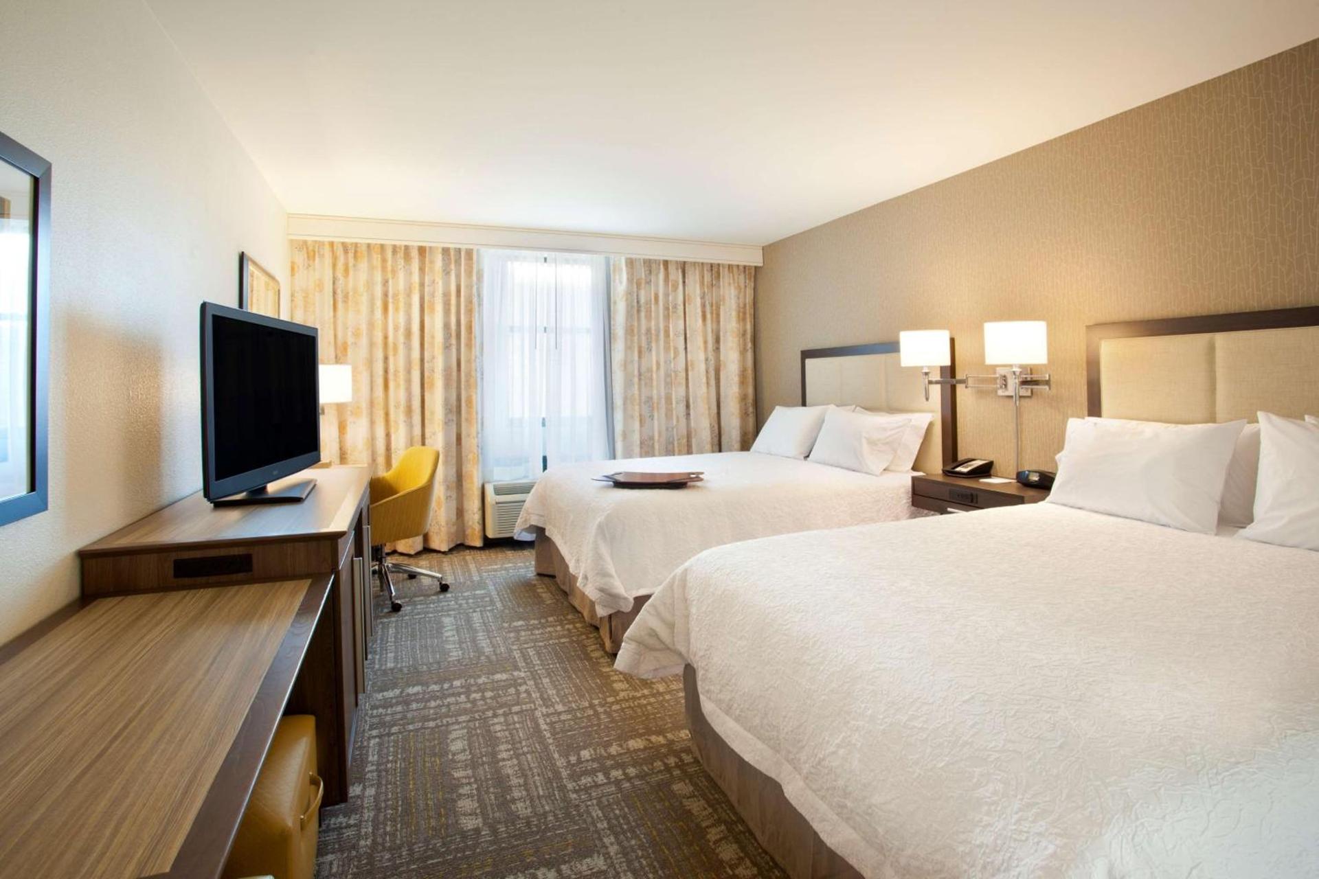 Hampton Inn & Suites - Minneapolis/Downtown photo 23