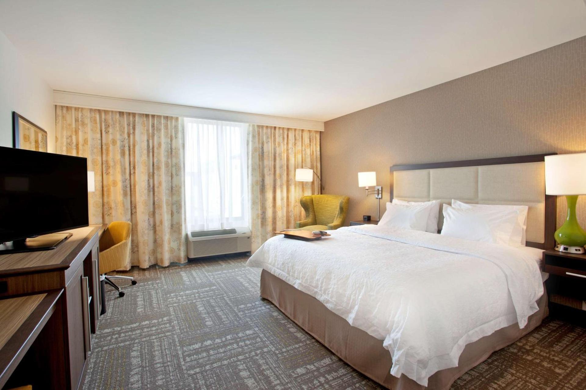 Hampton Inn & Suites - Minneapolis/Downtown photo 30