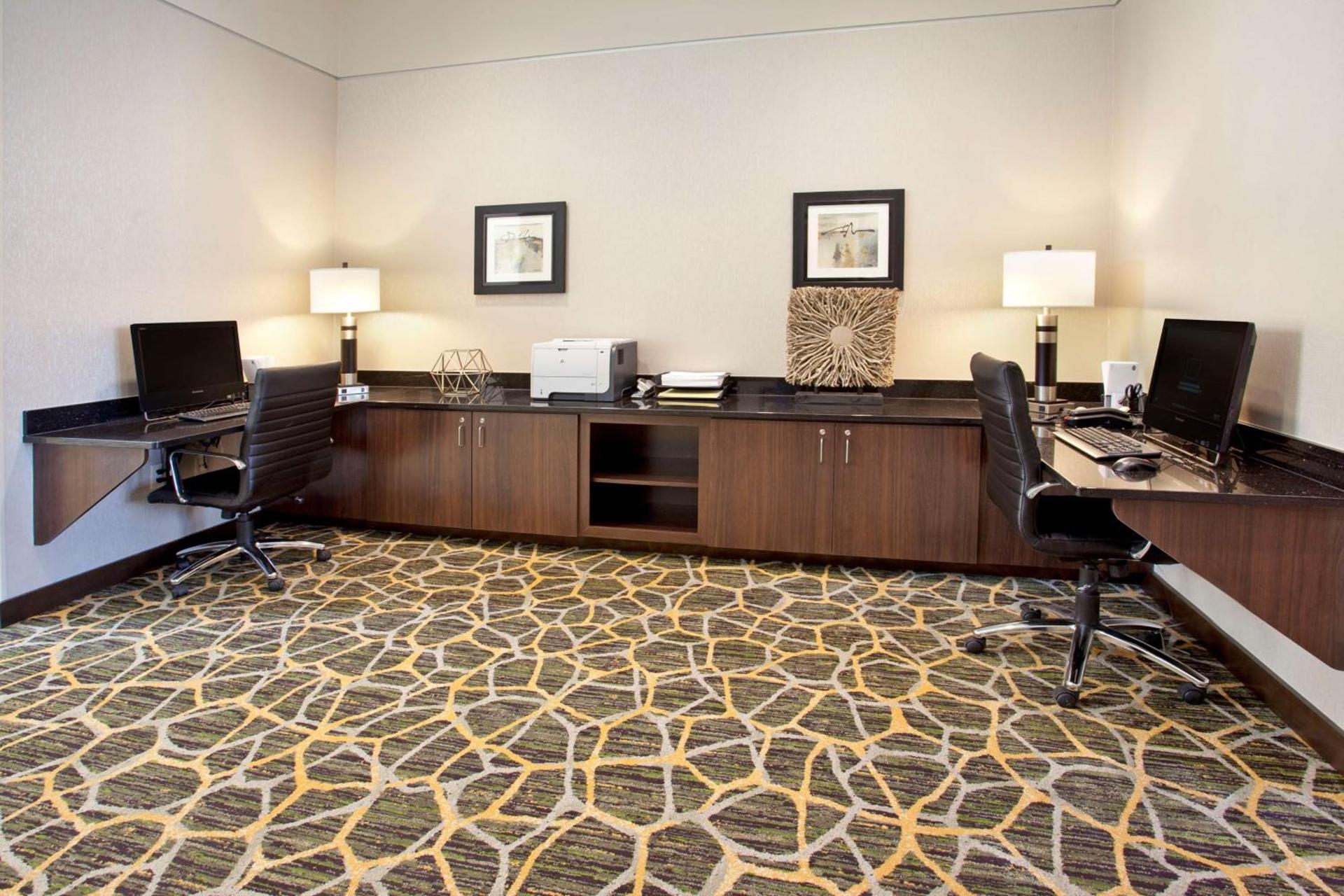 Hampton Inn & Suites - Minneapolis/Downtown photo 39