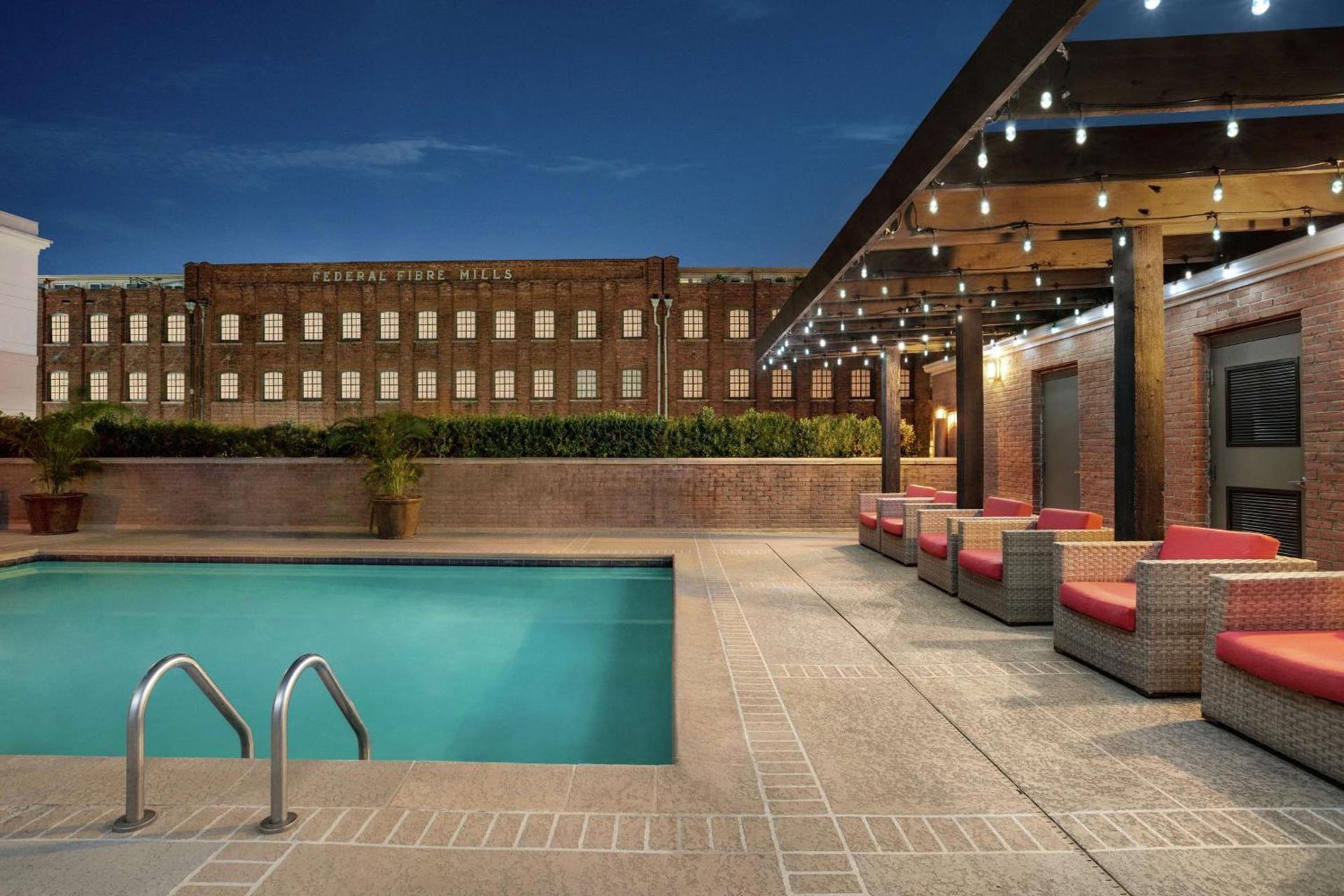 Hilton Garden Inn New Orleans Convention Center photo 2