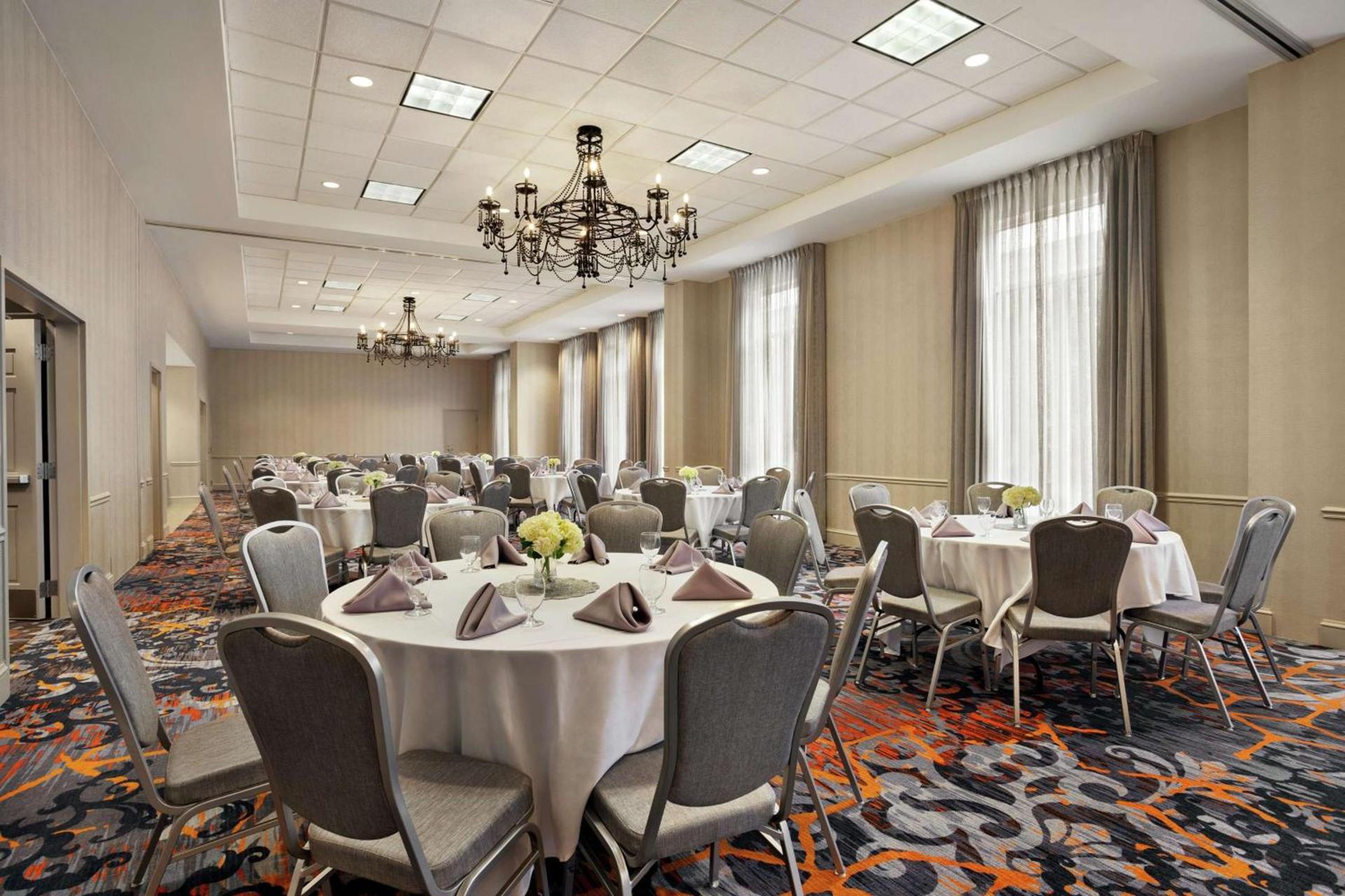 Hilton Garden Inn New Orleans Convention Center photo 52