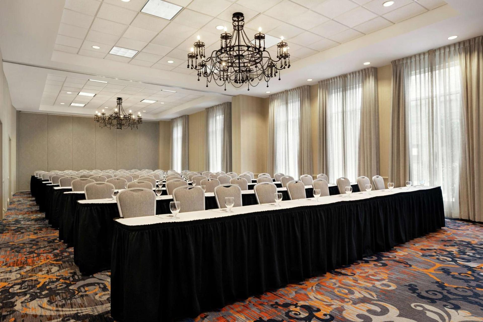 Hilton Garden Inn New Orleans Convention Center photo 55