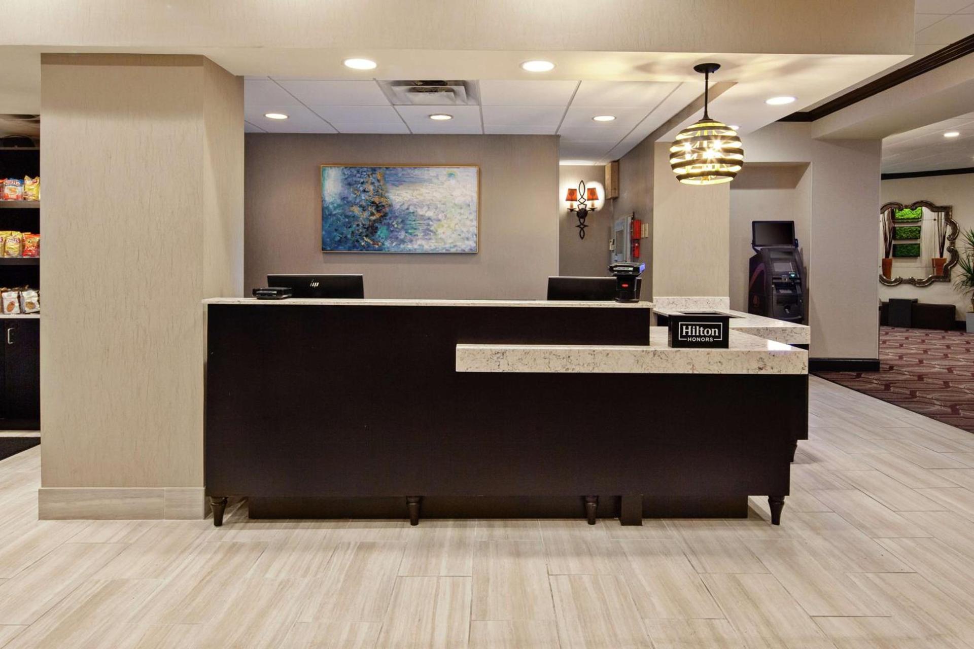 DoubleTree by Hilton New Orleans Airport photo 3