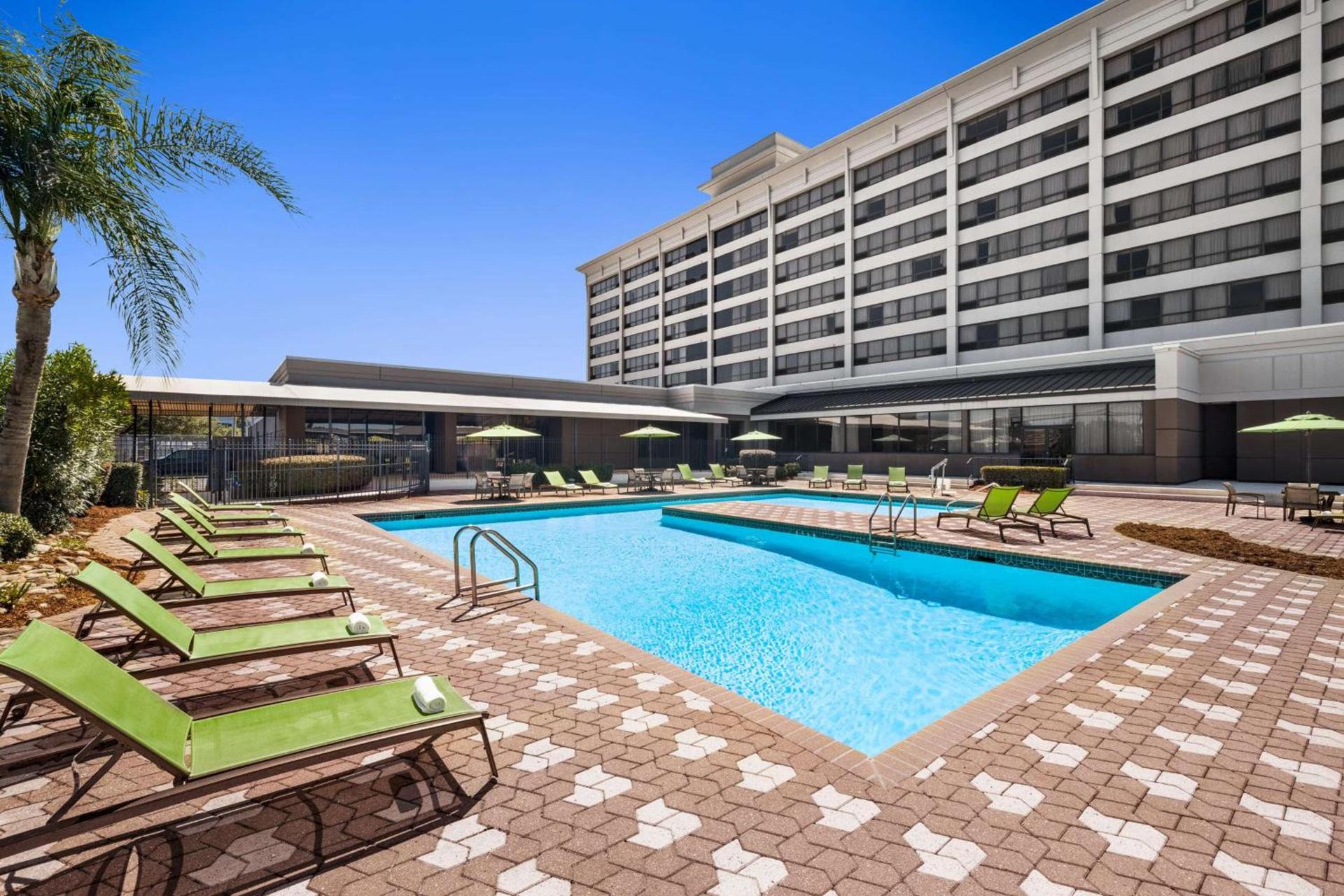 DoubleTree by Hilton New Orleans Airport photo 6