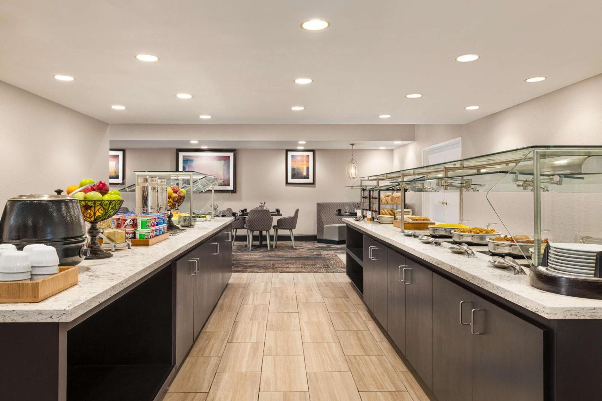 DoubleTree by Hilton New Orleans Airport photo 10