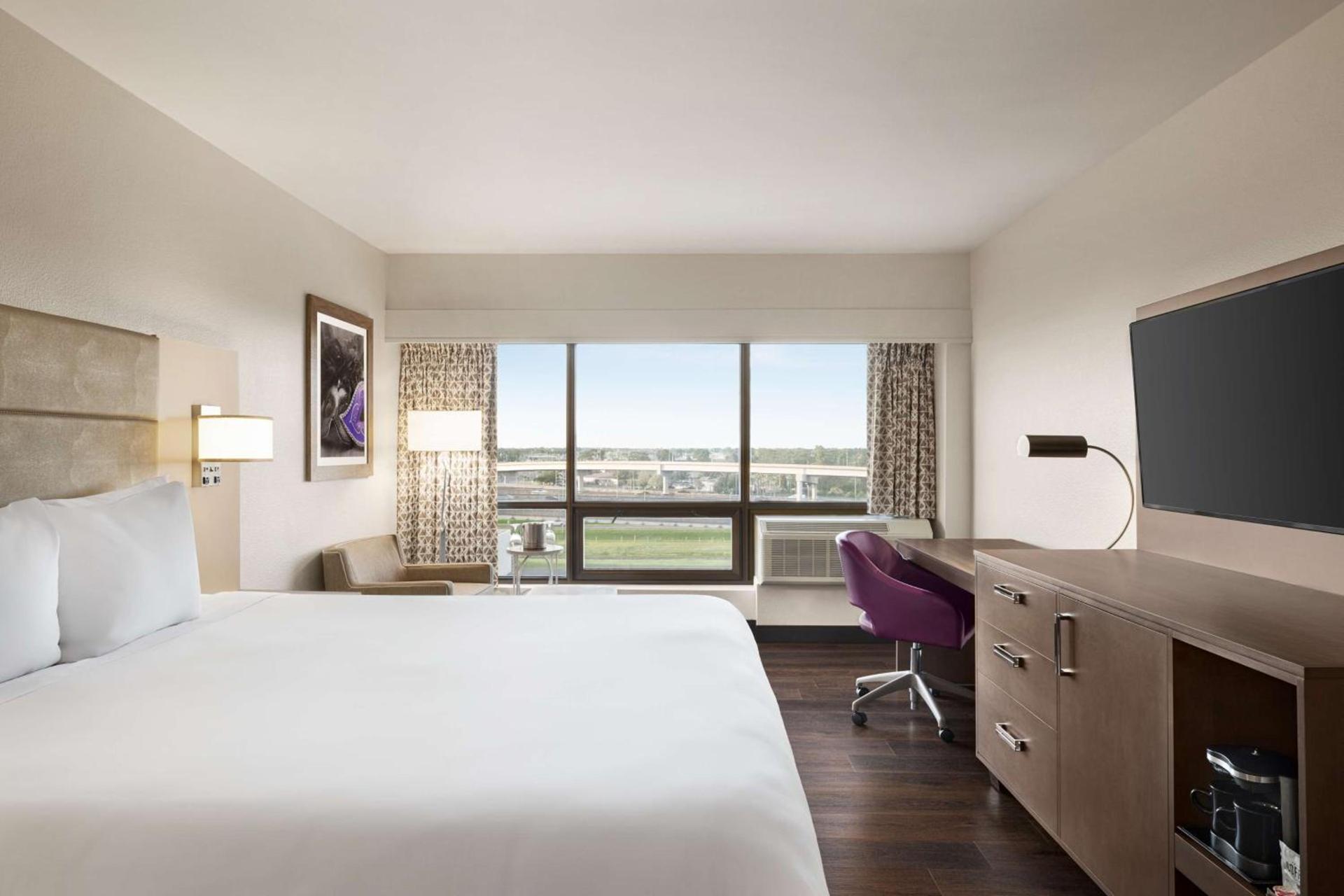 DoubleTree by Hilton New Orleans Airport photo 23