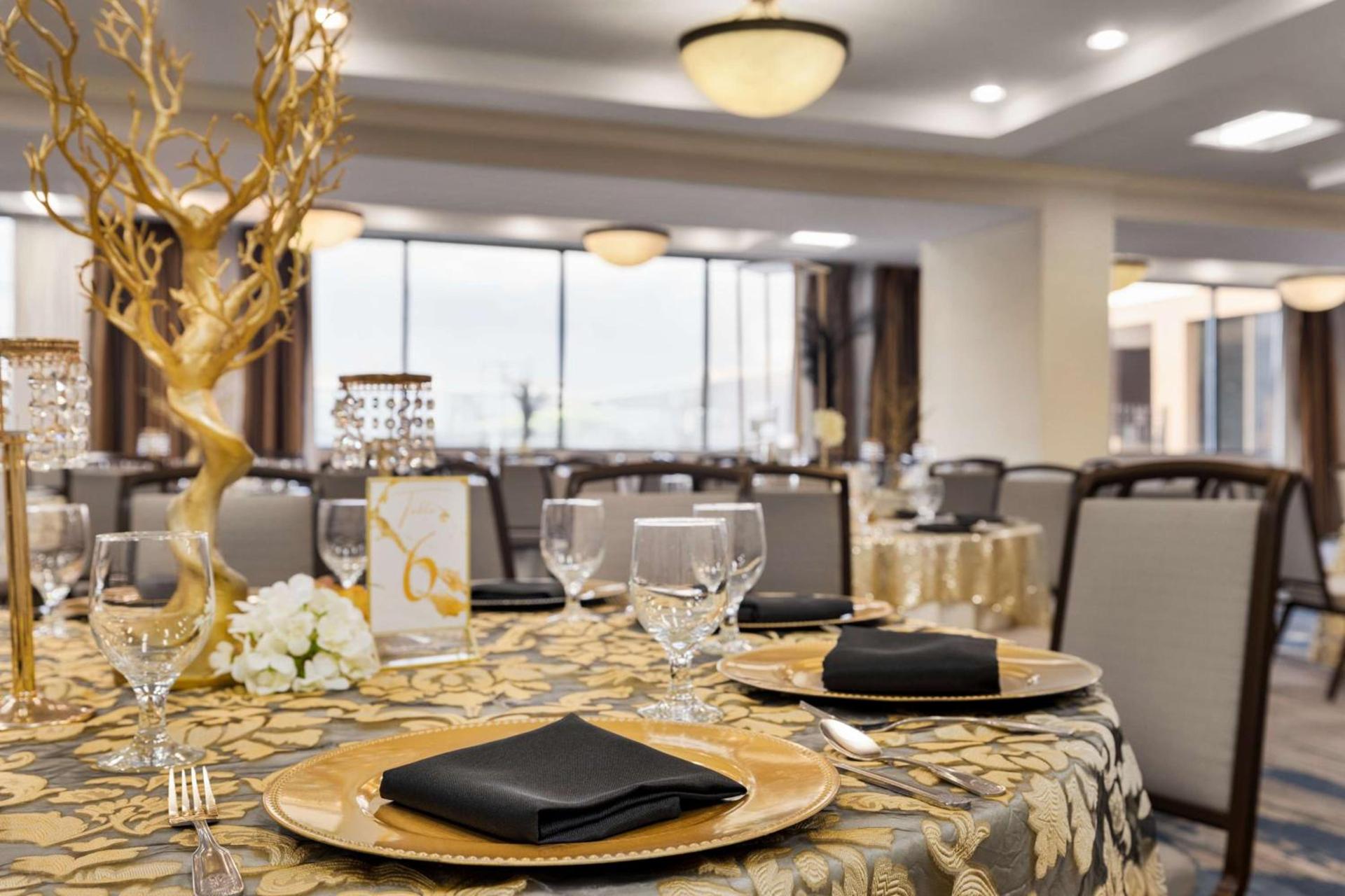 DoubleTree by Hilton New Orleans Airport photo 37