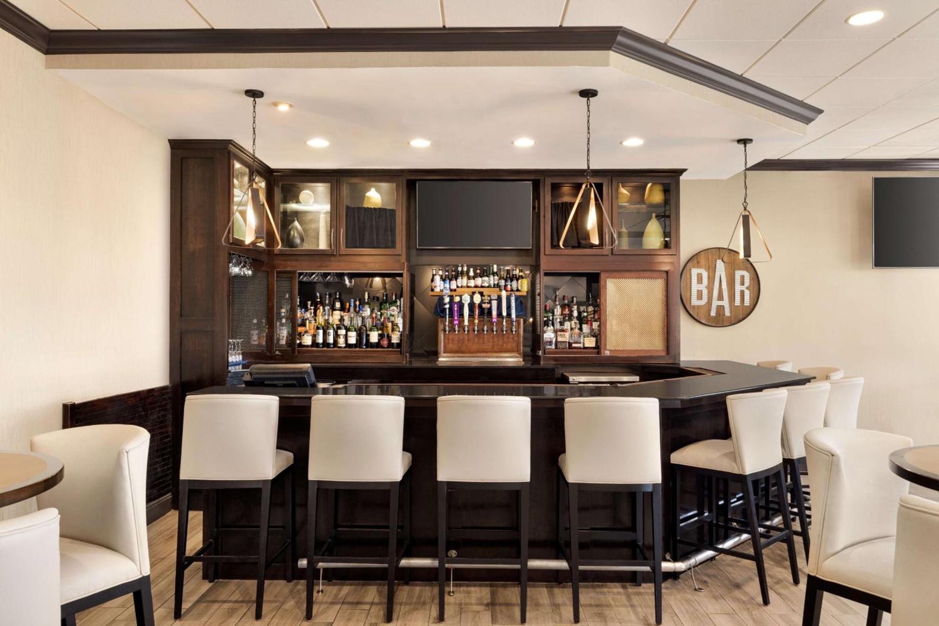 DoubleTree by Hilton New Orleans Airport photo 42