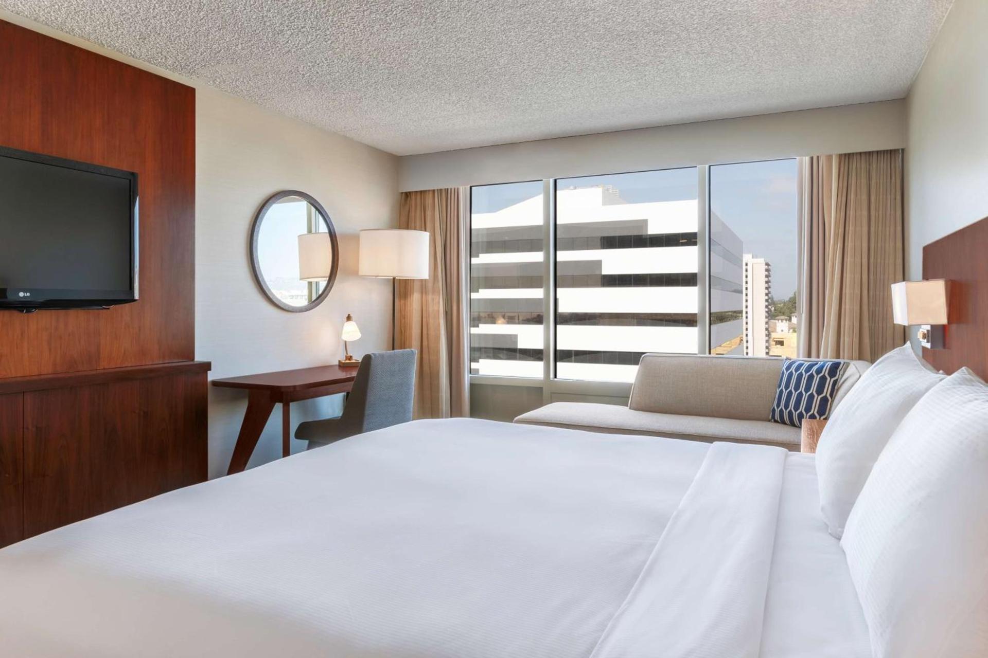 Hilton Pasadena photo 18