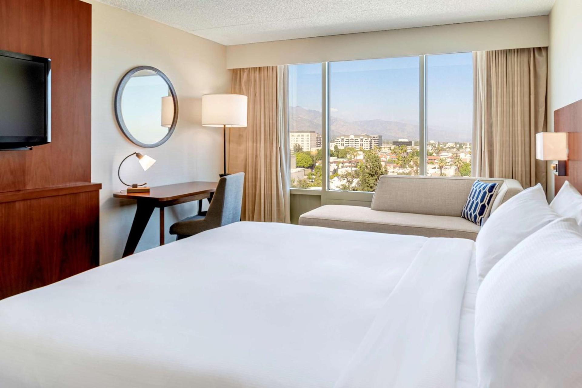 Hilton Pasadena photo 21